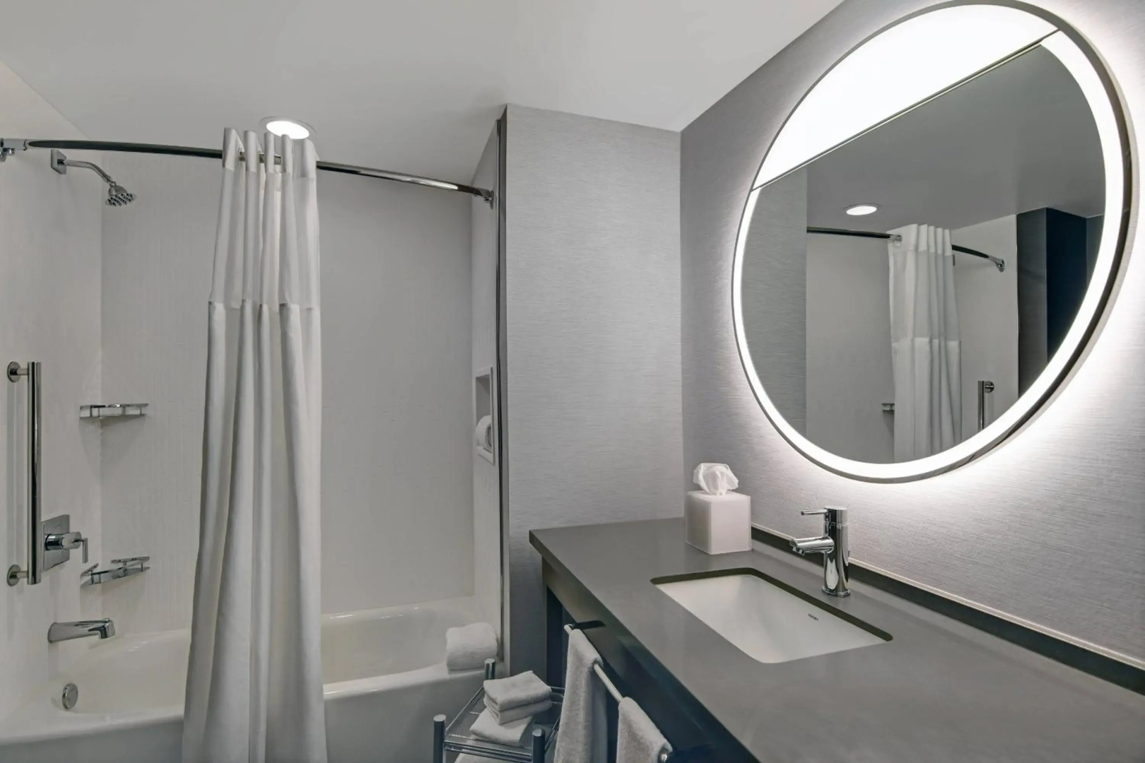 Courtyard by Marriott Manhattan Aggieville