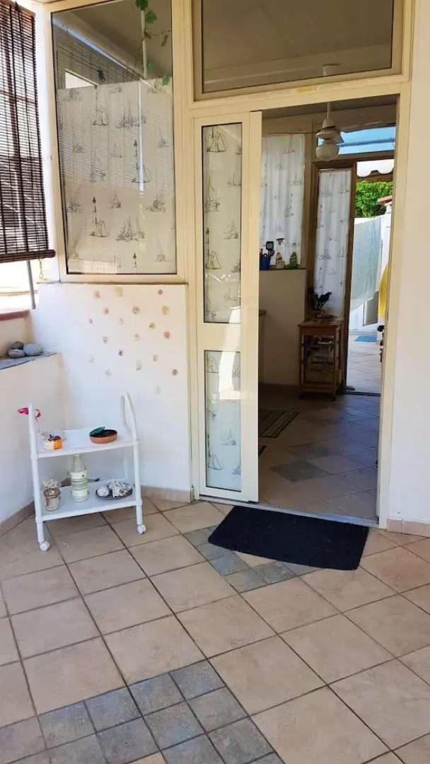 House With one Bedroom in Villaggio del Golfo, With Furnished Terrace Near the Beach