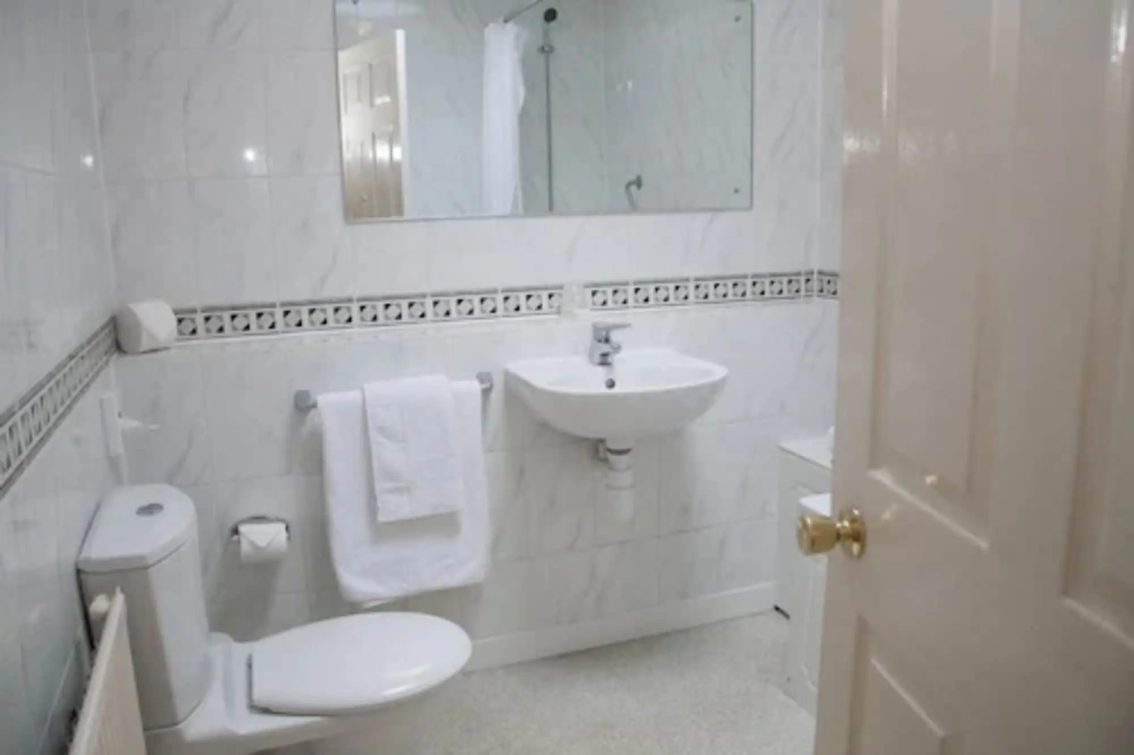 Shillingford Bridge Hotel