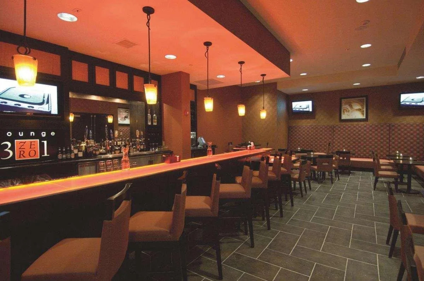 DoubleTree Suites by Hilton Bentonville