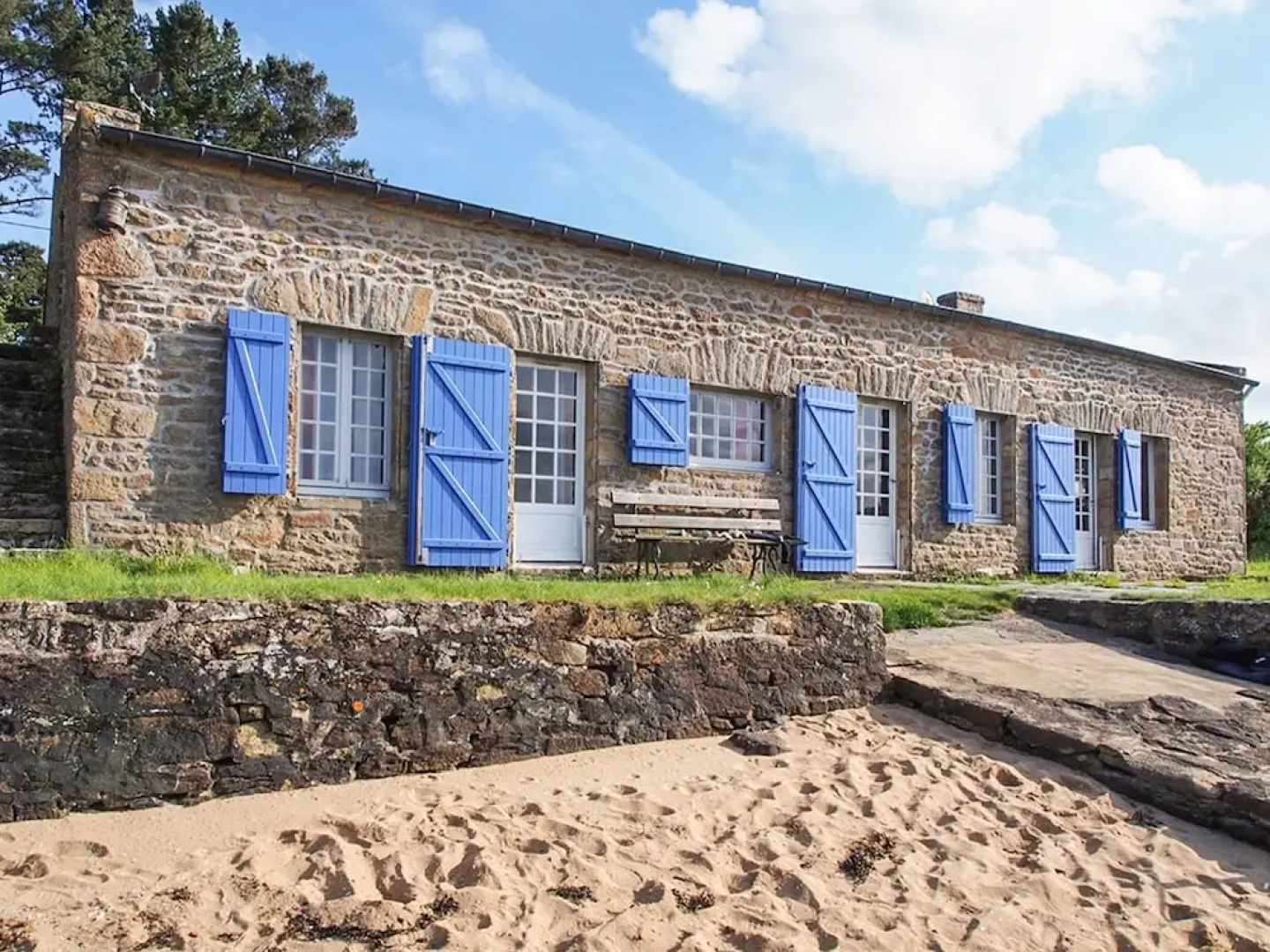Original Seaside House in Brittany With 4 Bedrooms, Lovely Garden, Jet