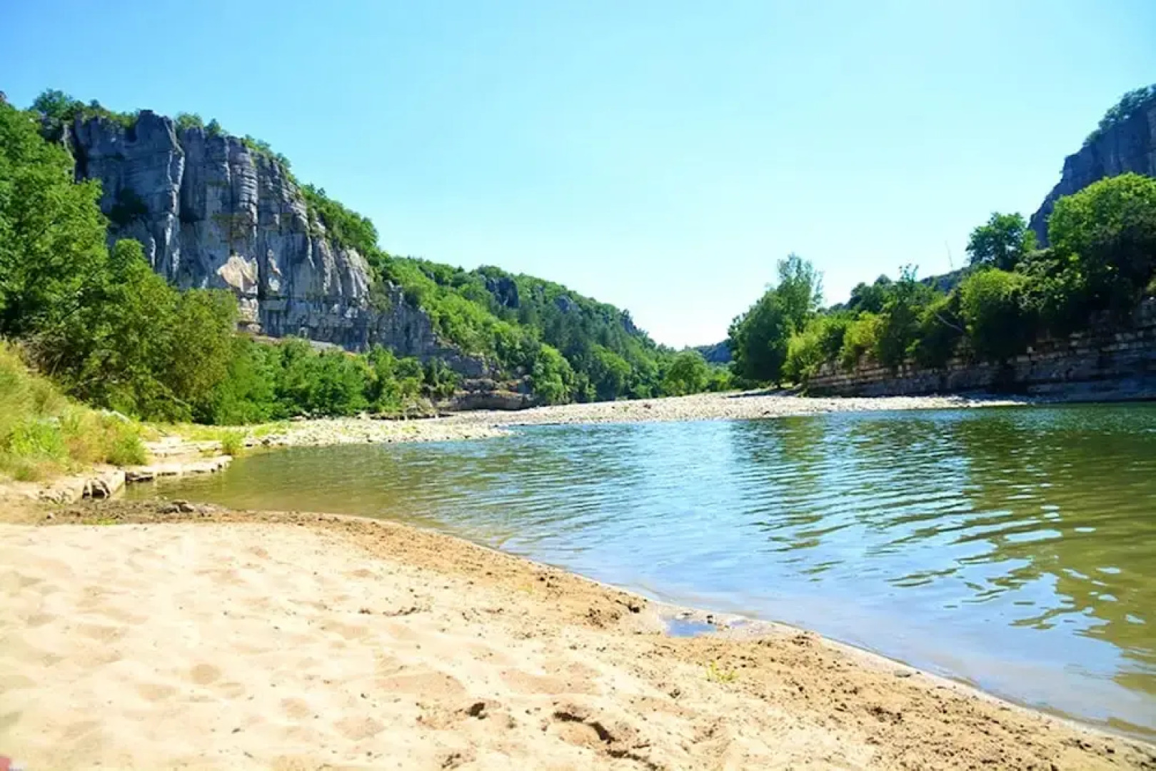 House With 7 Bedrooms in Genestelle, With Private Pool and Enclosed Ga