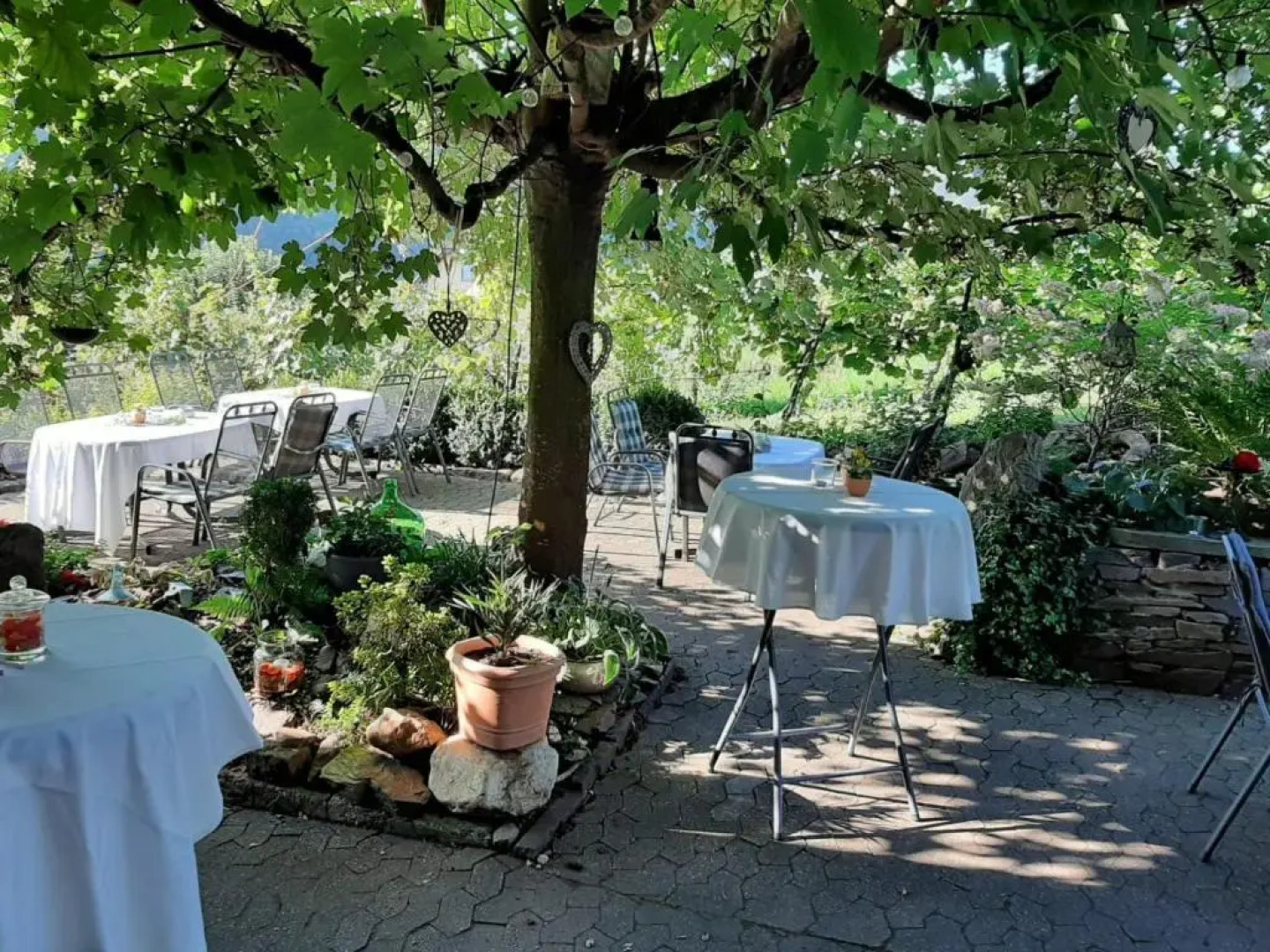 Weingut Erich Serwazi