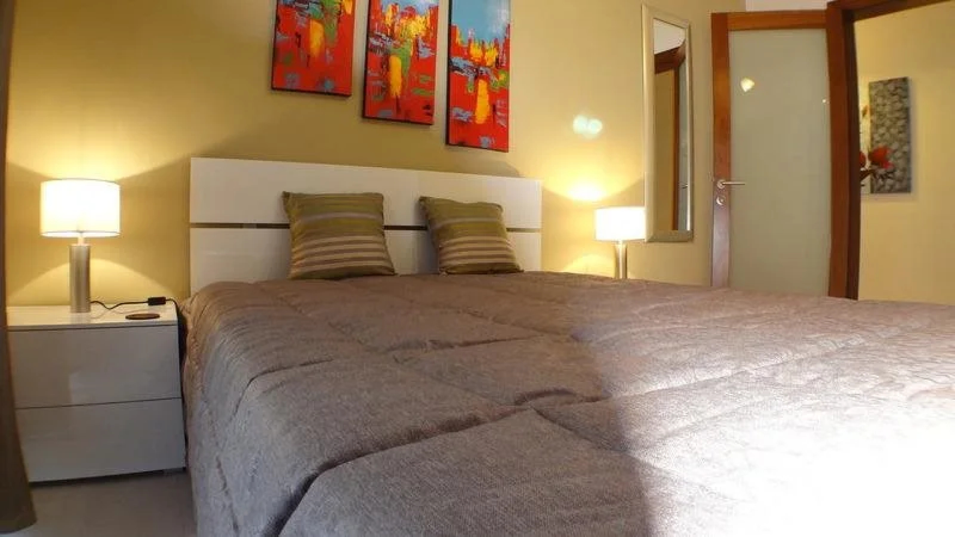 Eri Apartments SW