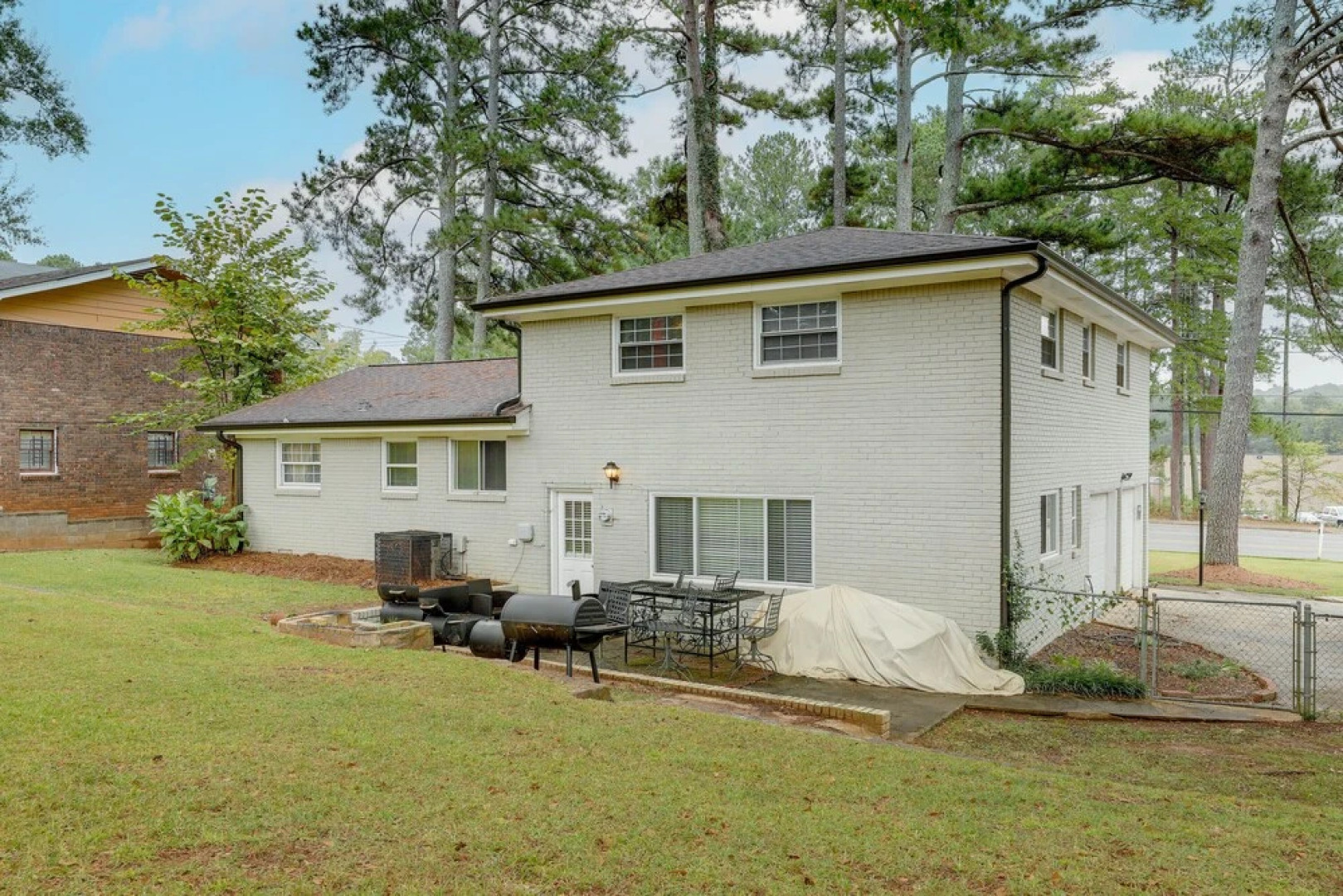 Quiet Decatur Home w/ Patio 13 Mi to Dtwn Atlanta!