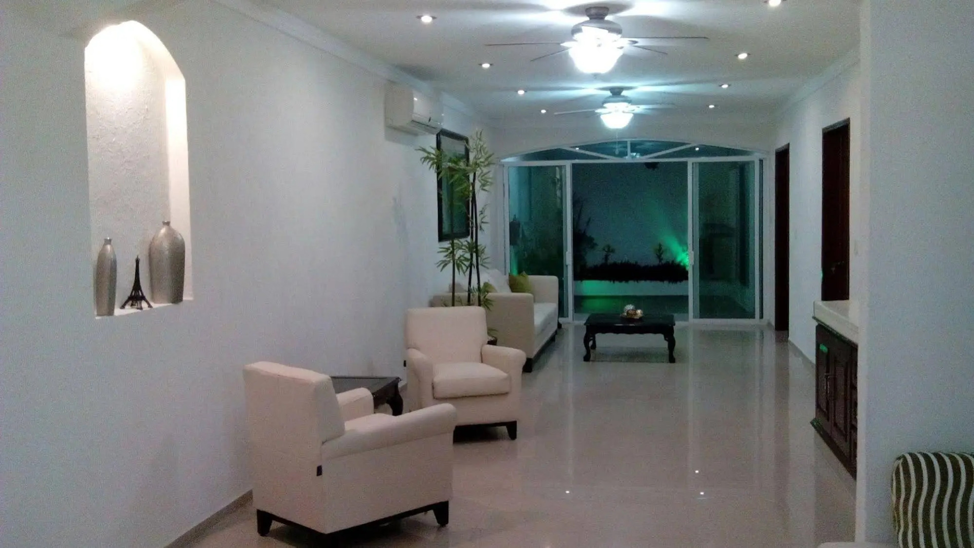 Hotel Ceo Group Malecon