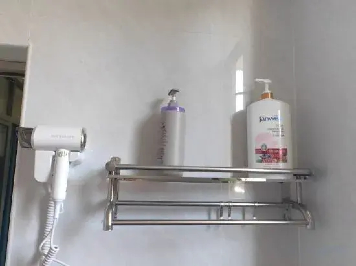 Rongrong Homestay (Ruijin Stadium Branch)