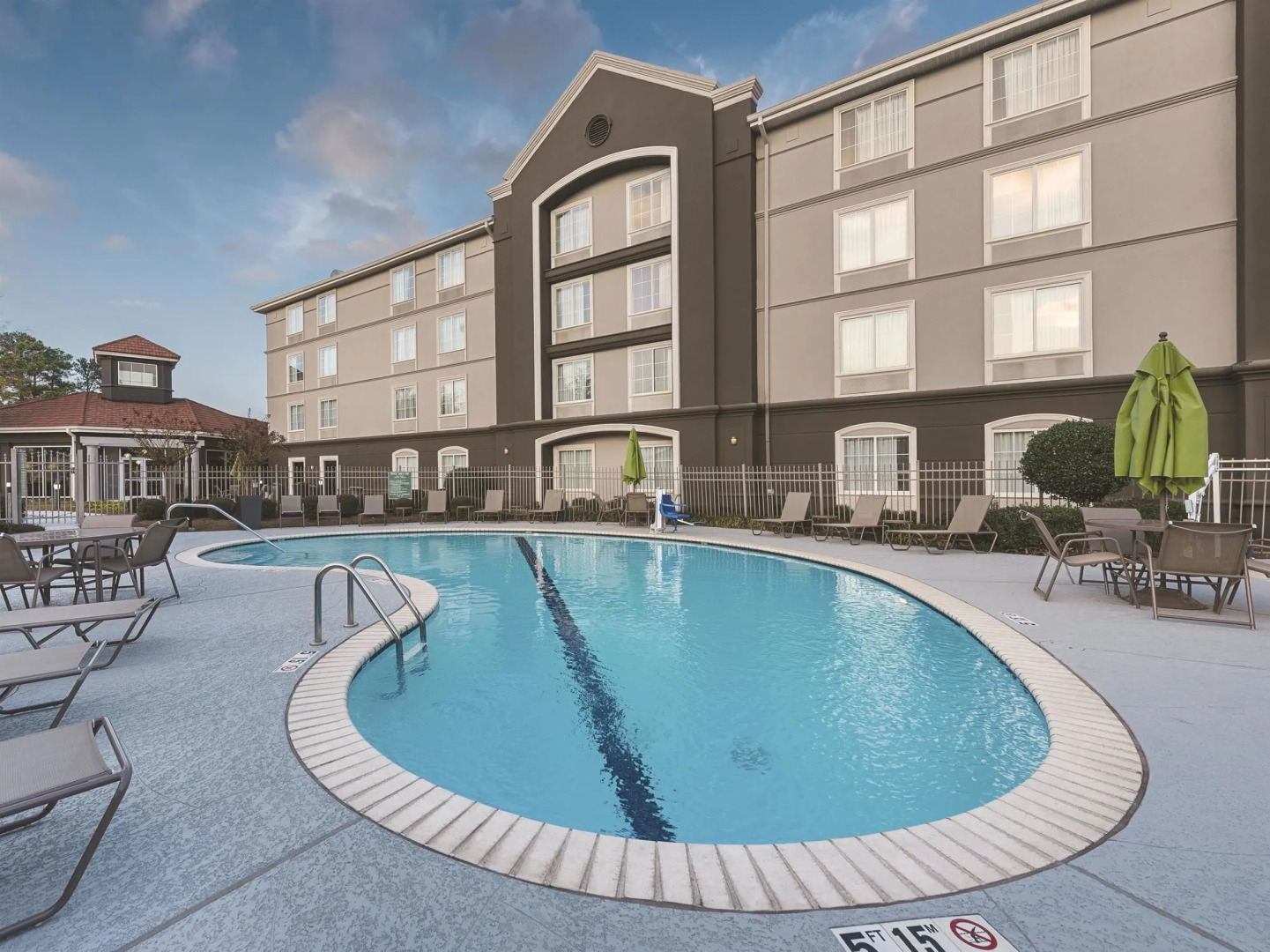 La Quinta Inn & Suites By Wyndham Shreveport Airport