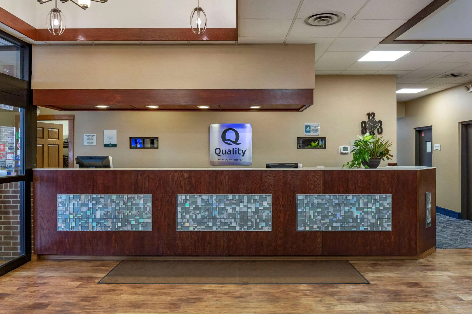 Quality Inn & Suites Zanesville City Center