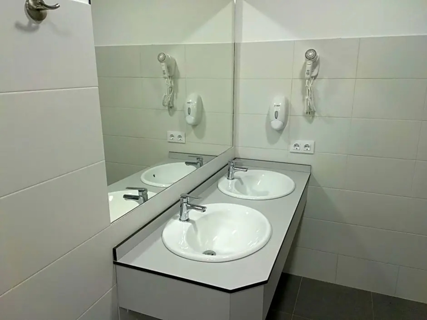 Albergue & Rooms Murgadán - Hostel