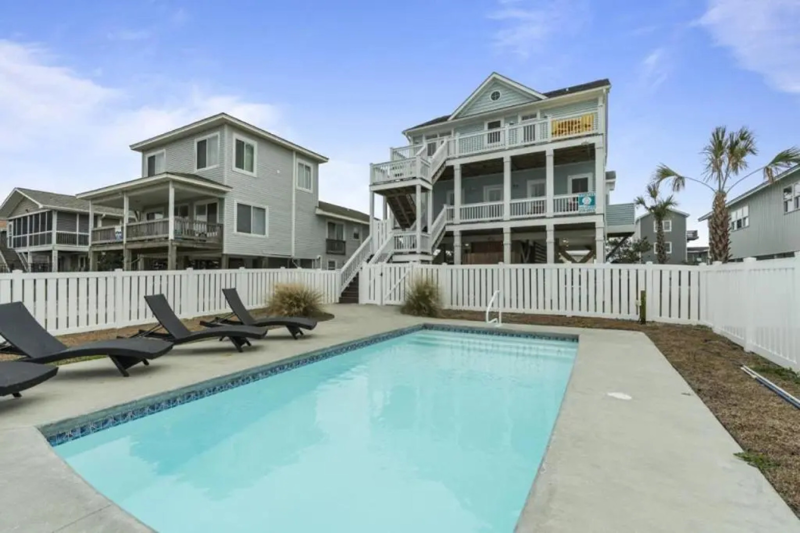 Coast is Clear by Oak Island Accommodations