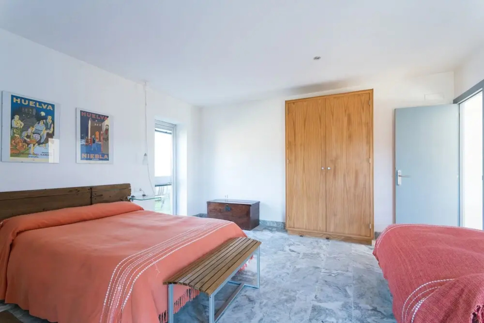 Casa de las Letrinas Bajas