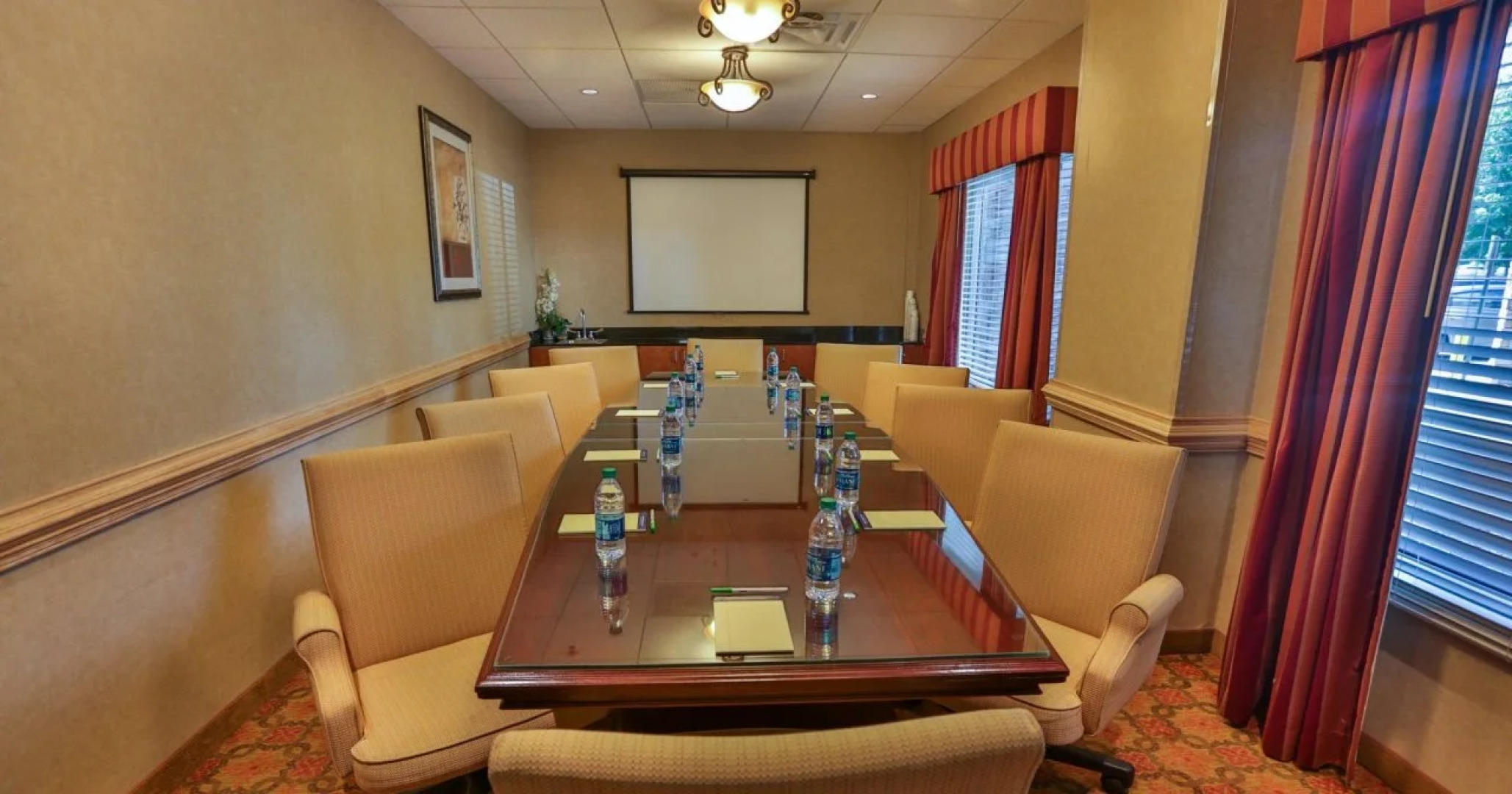 Holiday Inn Express & Suites Asheville Downtown by IHG