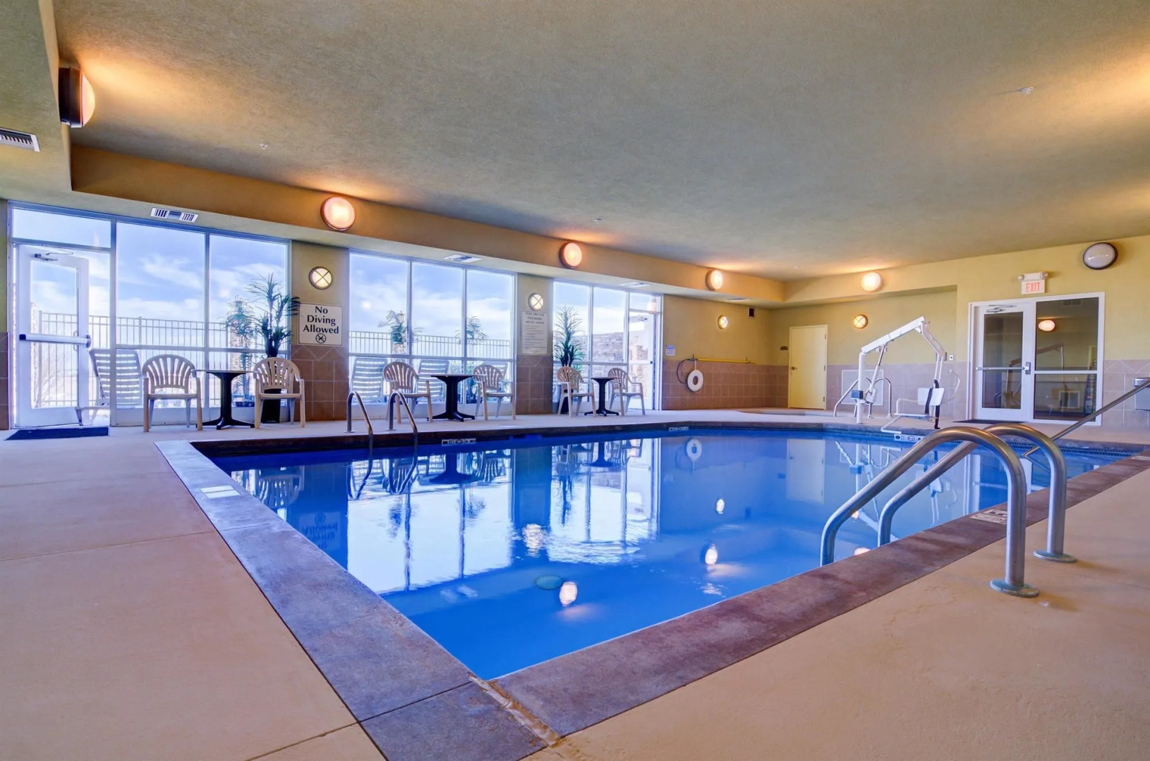 Best Western Plus Butterfield Inn