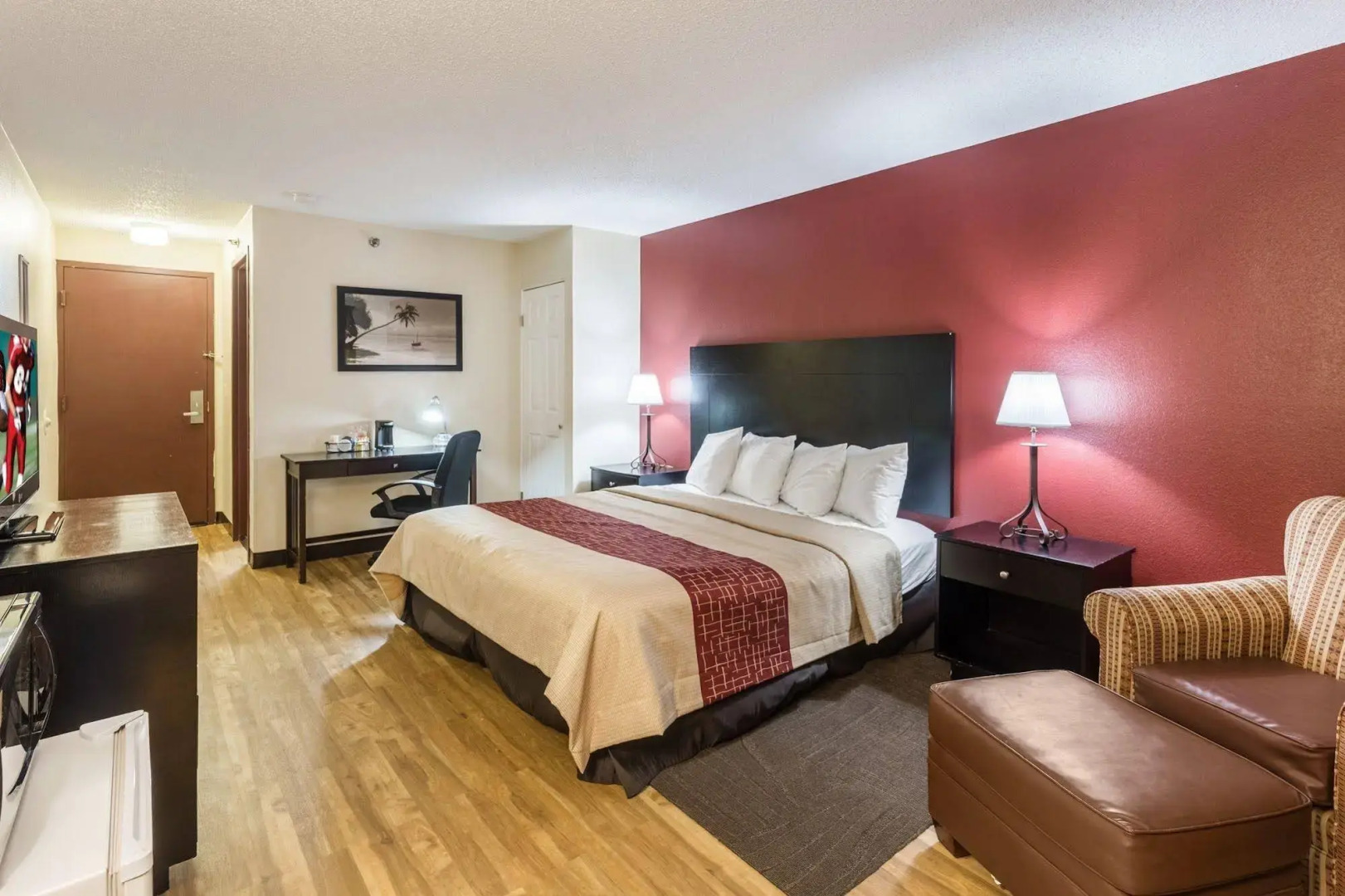 Tropical Palms Hotel