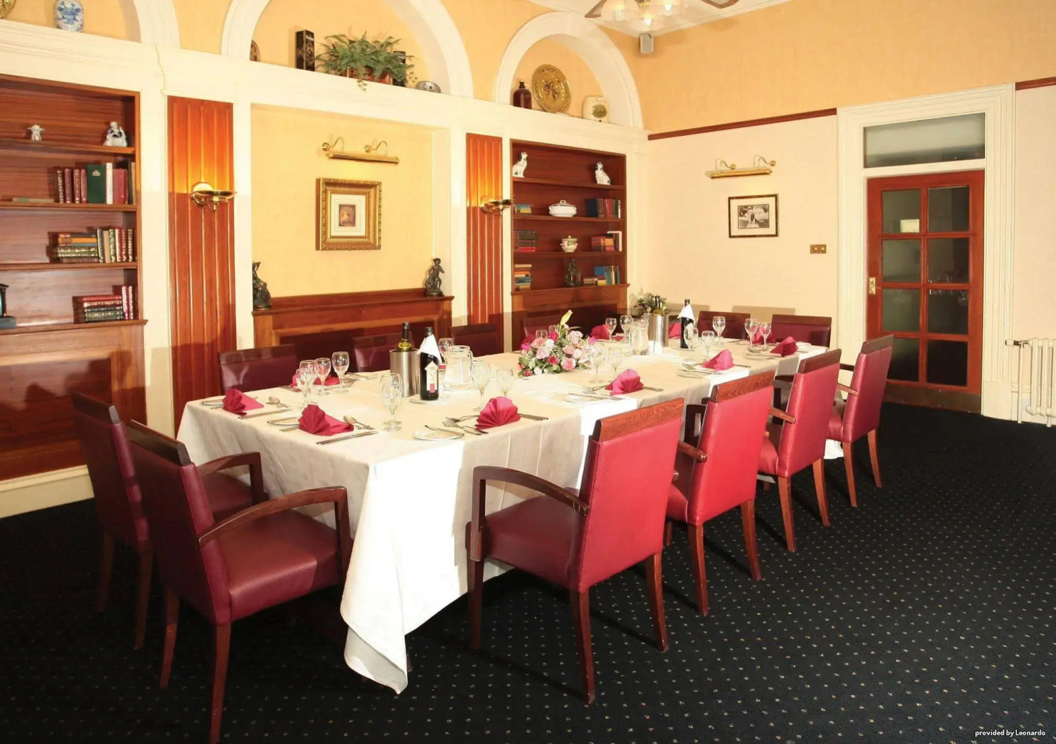 Woodlands Hotel, BW Signature Collection