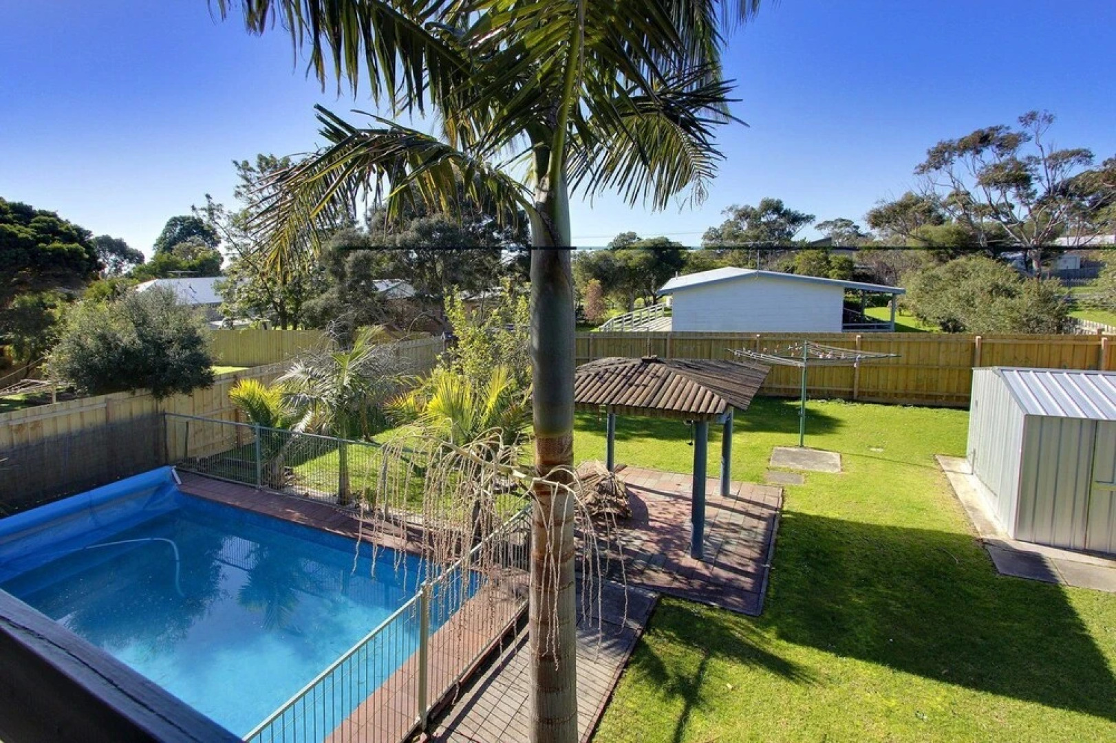 47 Anderson with Pool in Cowes