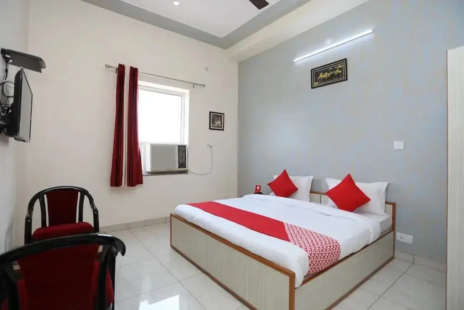 Shree Ram Palace By OYO Rooms