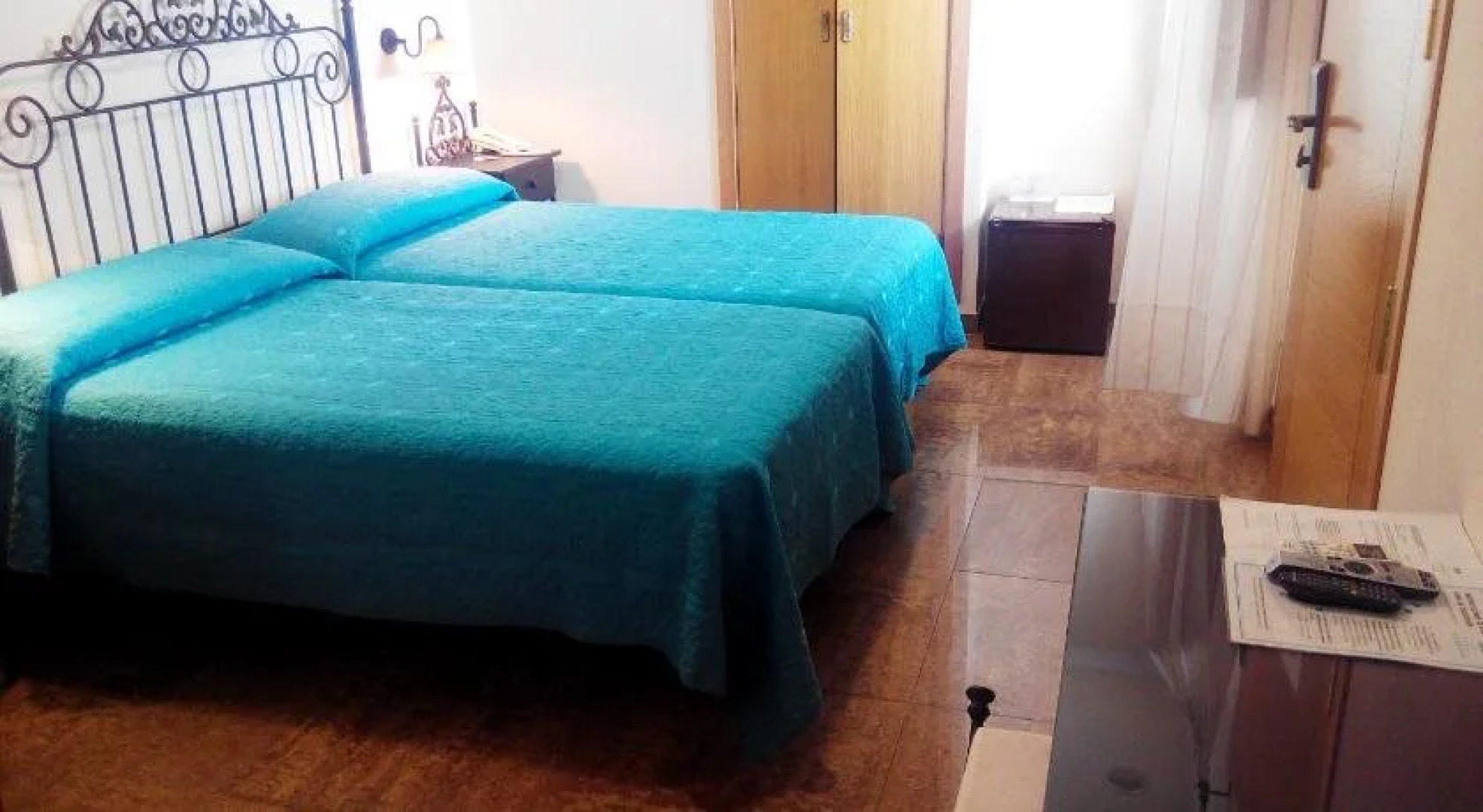 Hotel Plaza Escribano