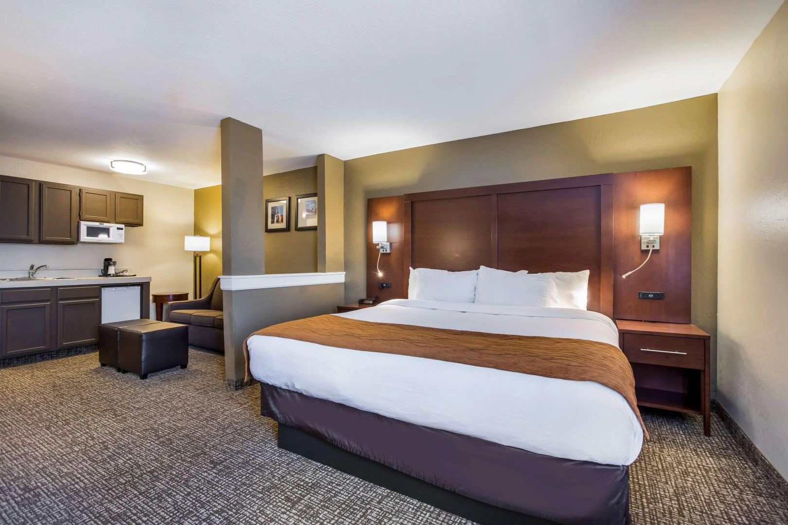 Comfort Inn & Suites Fairborn near Wright Patterson AFB