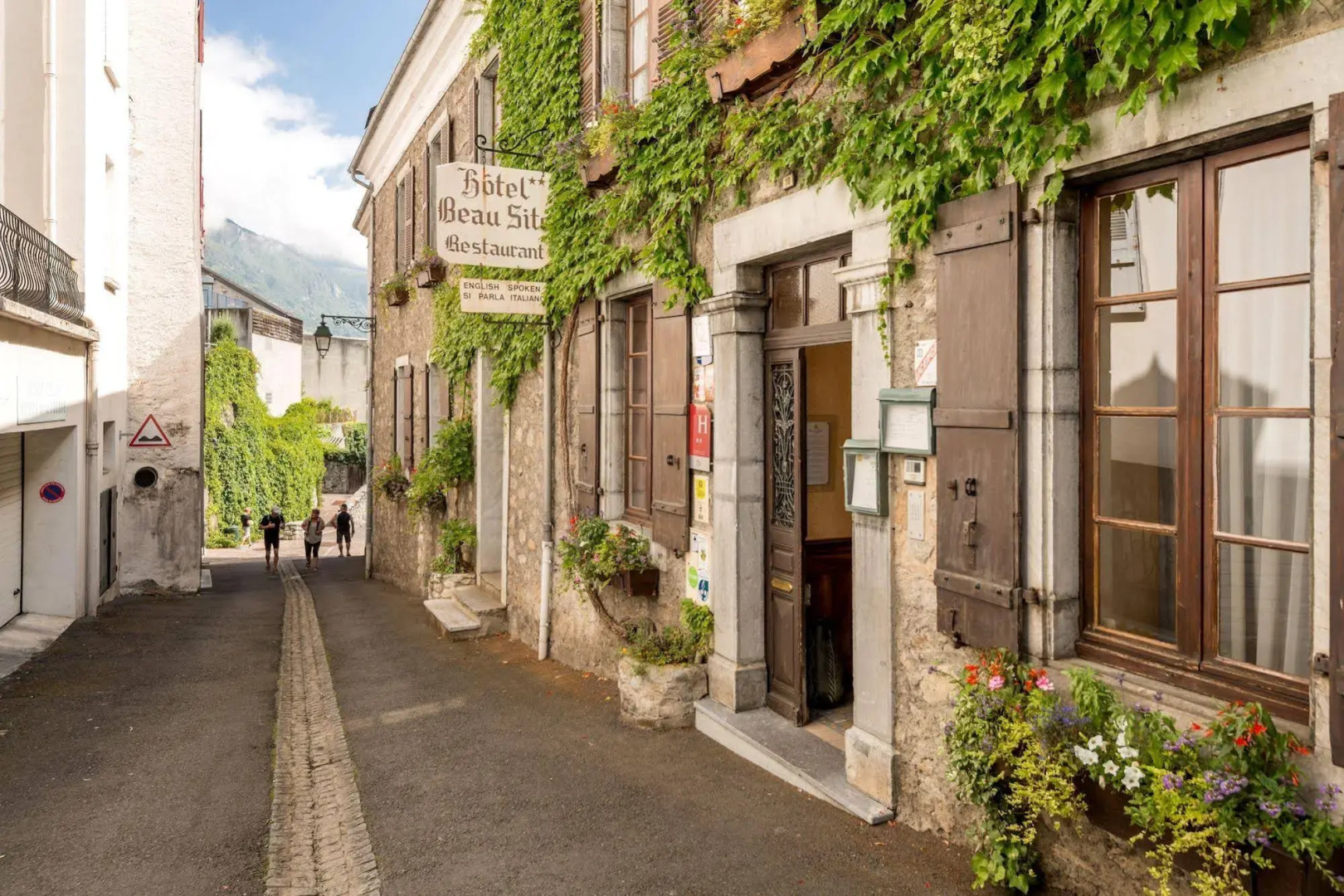 Logis Hôtel Beau Site