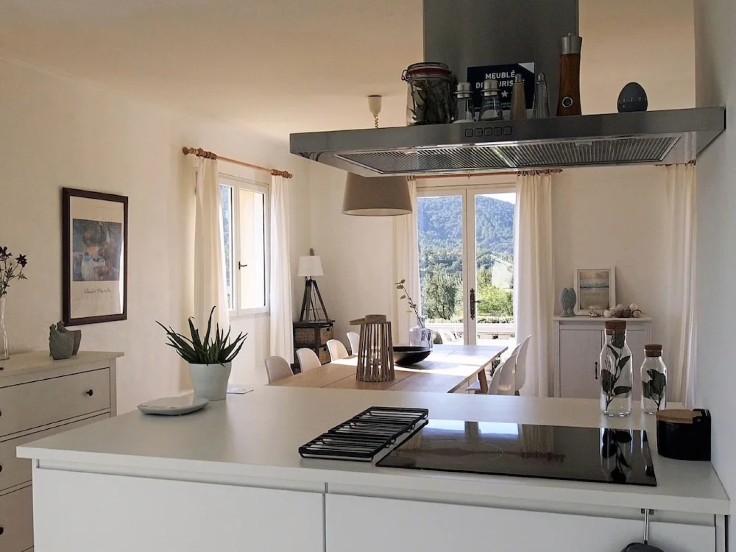 A Tastefully Furnished Villa With Private Pool, 8 km From the Mediterranean Sea