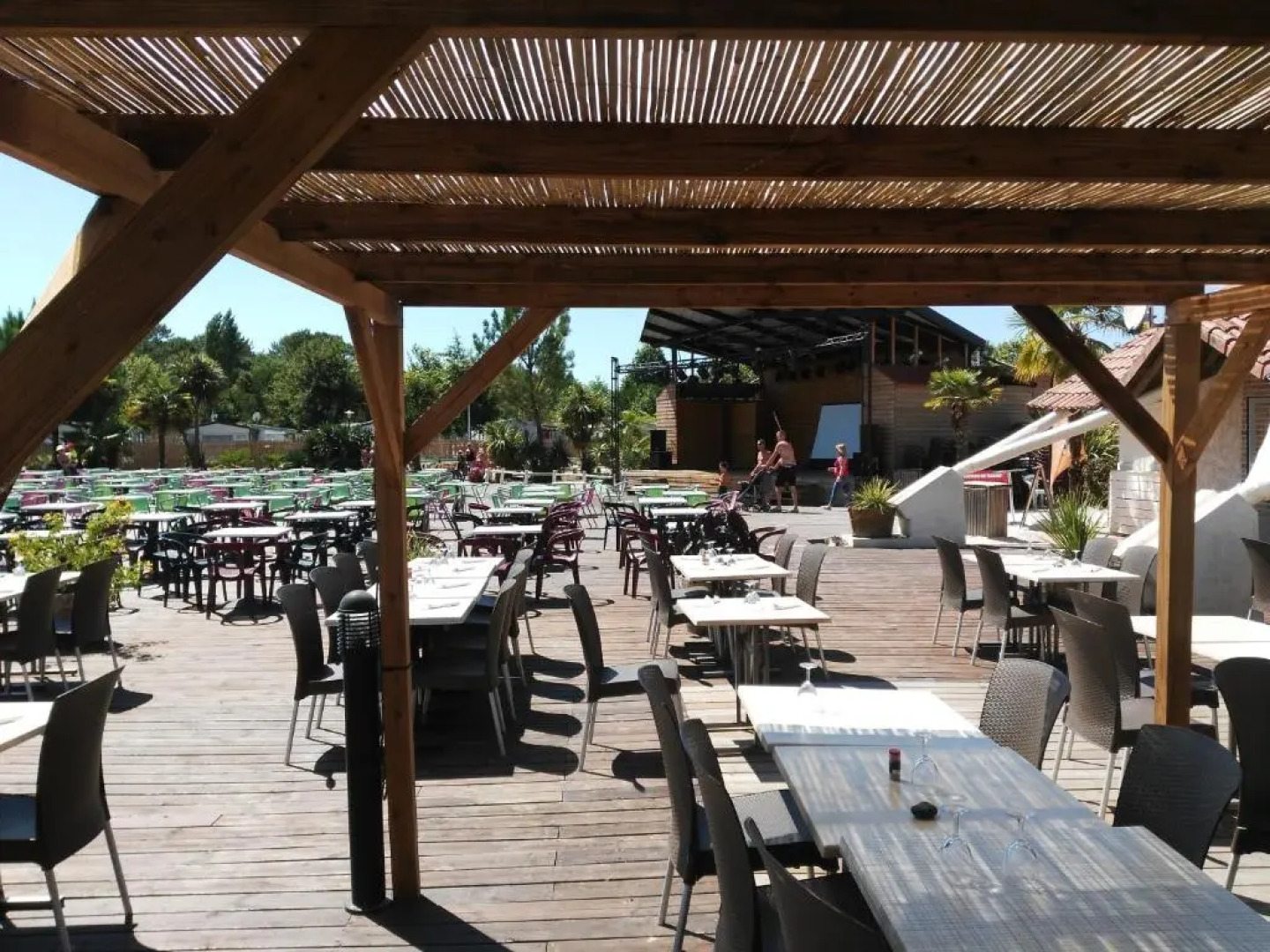 MOBIL HOME 43 dans Camping 4 Etoiles