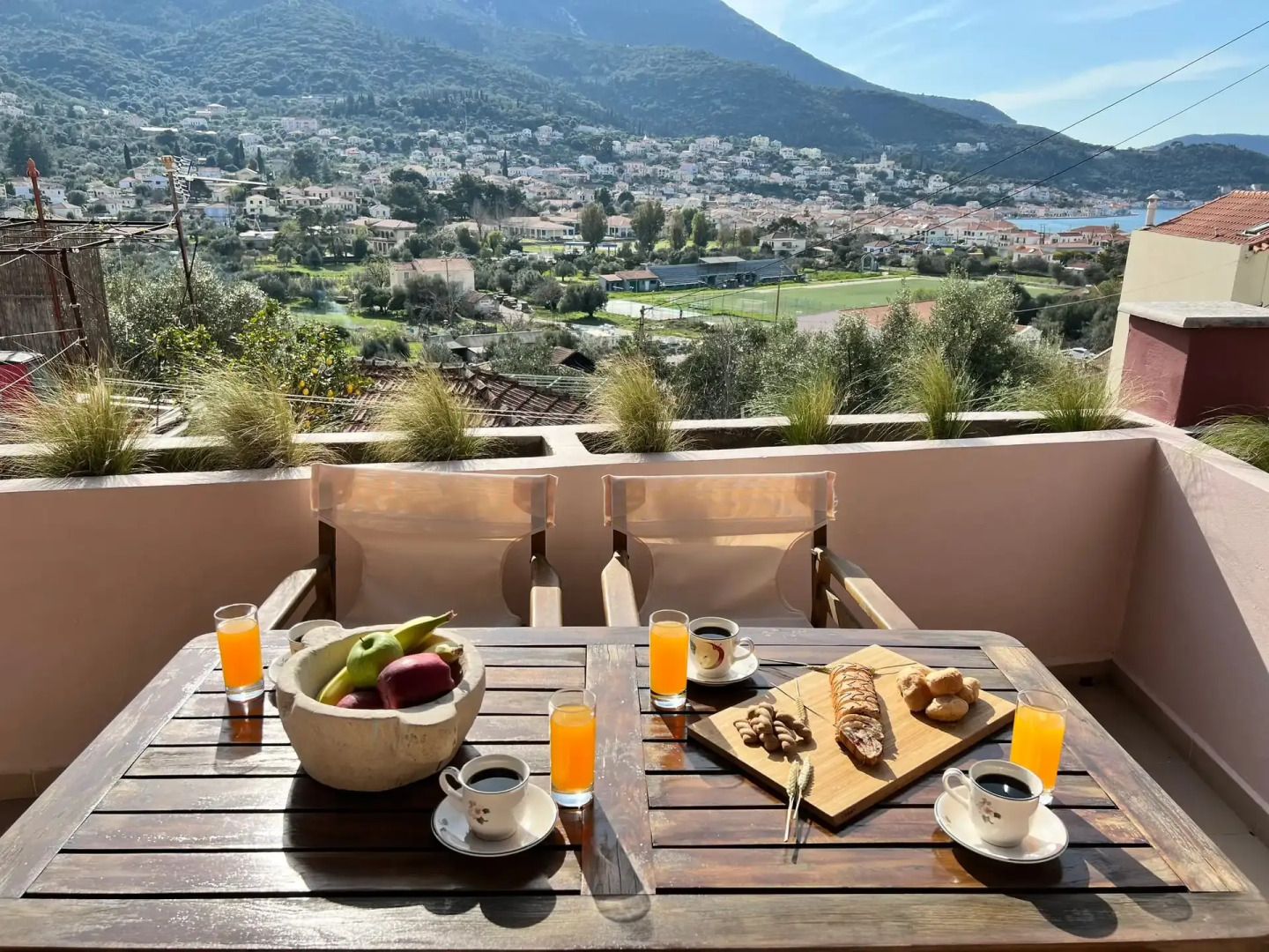 Antonios House Ithaka