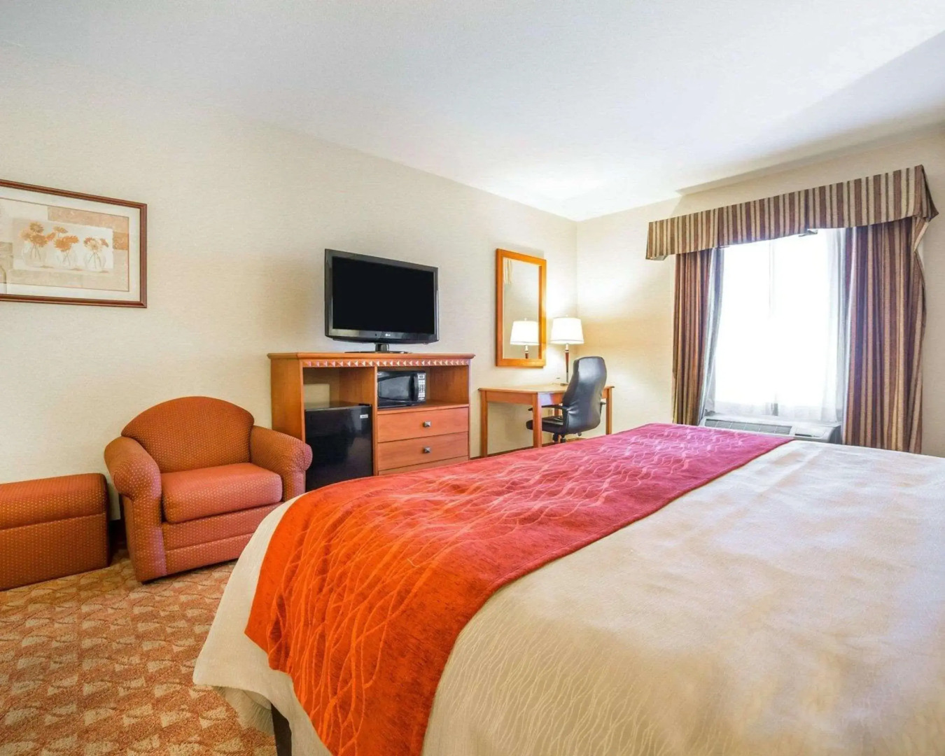 Comfort Inn & Suites Las Vegas - Nellis
