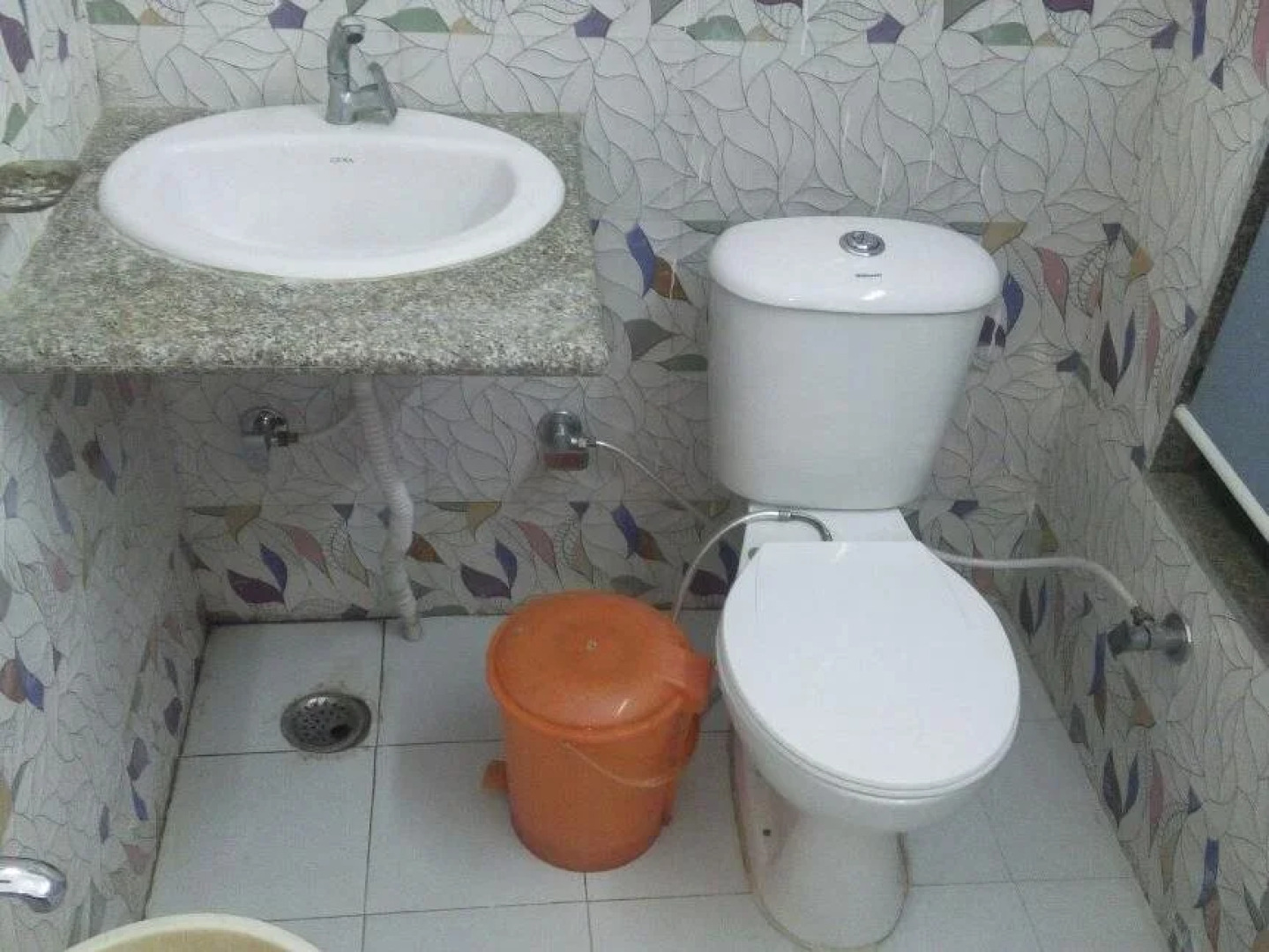 Treebo New Park Premium Plaza