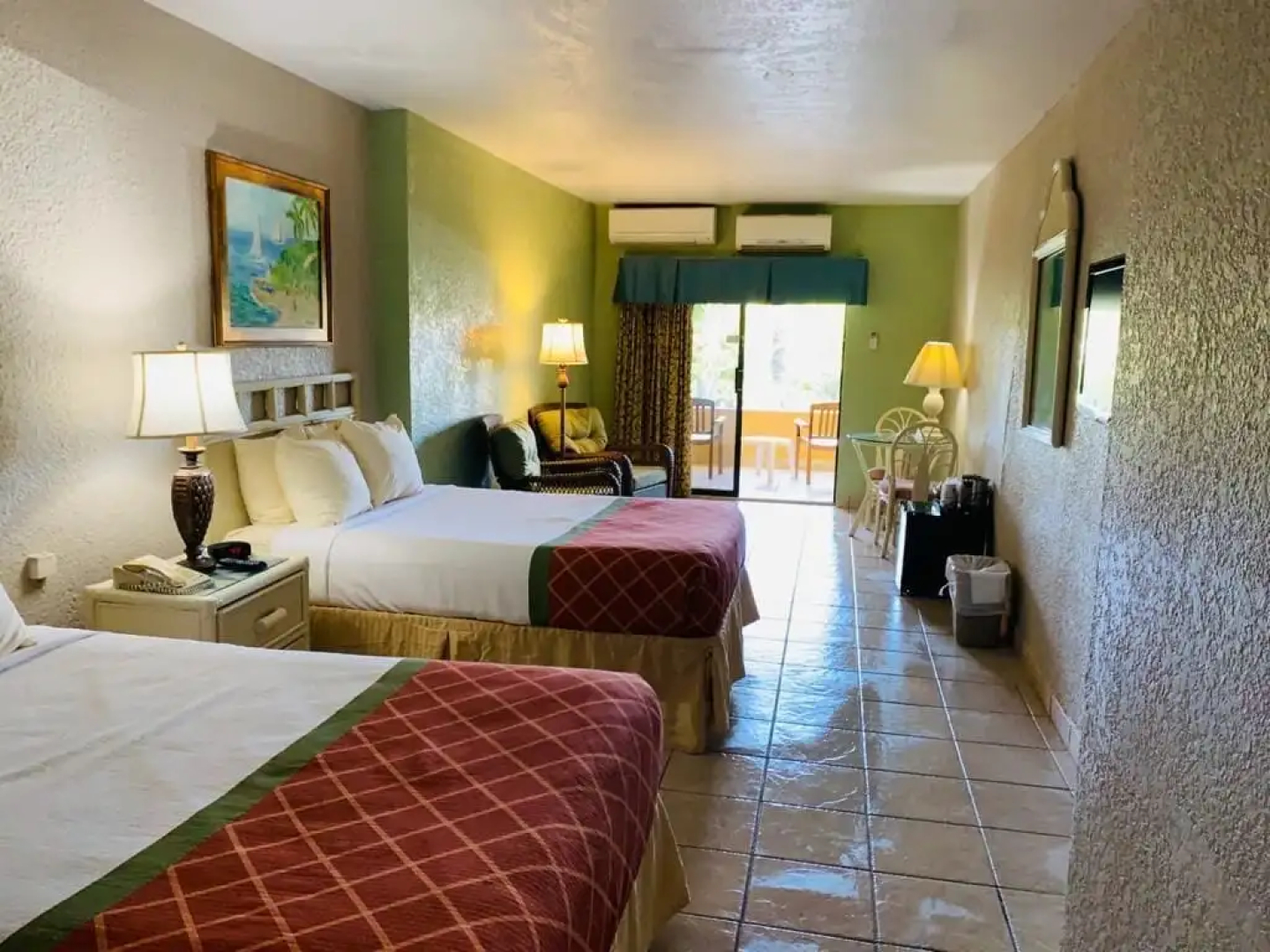Lindbergh Bay Hotel and Villas