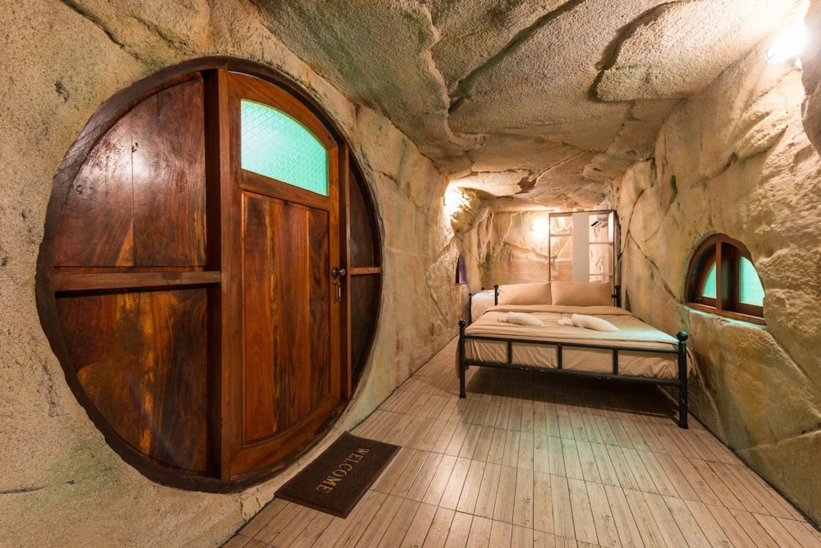 Alongkorn Farm and Resort