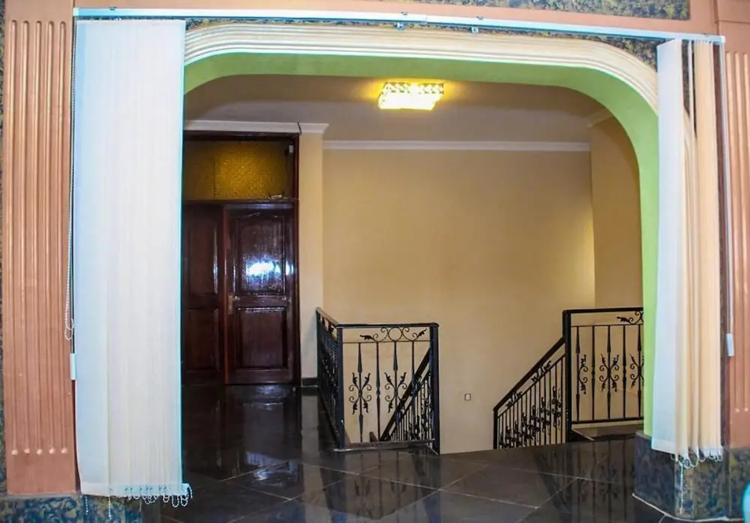 Jowillis Hotel