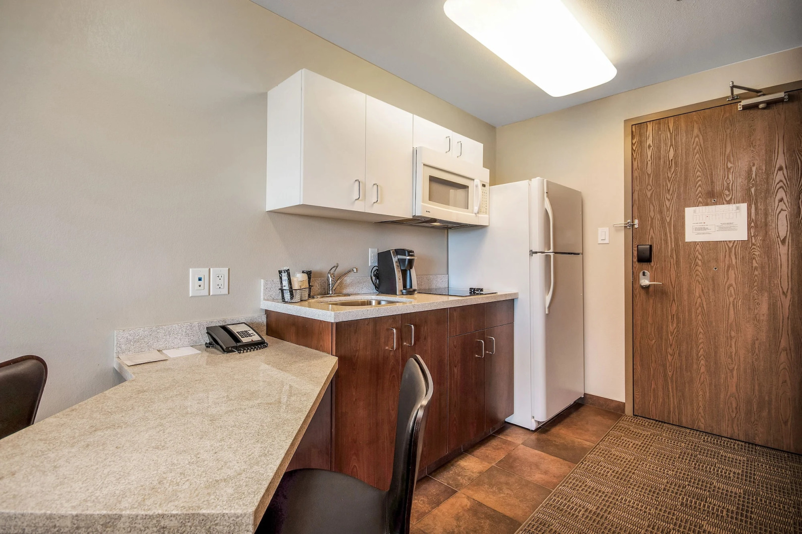 Home Inn & Suites Regina East