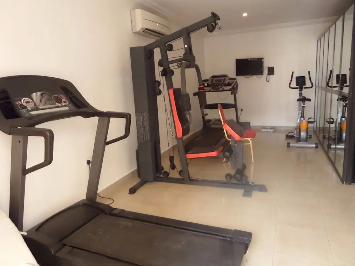 Suru Express Hotel GRA