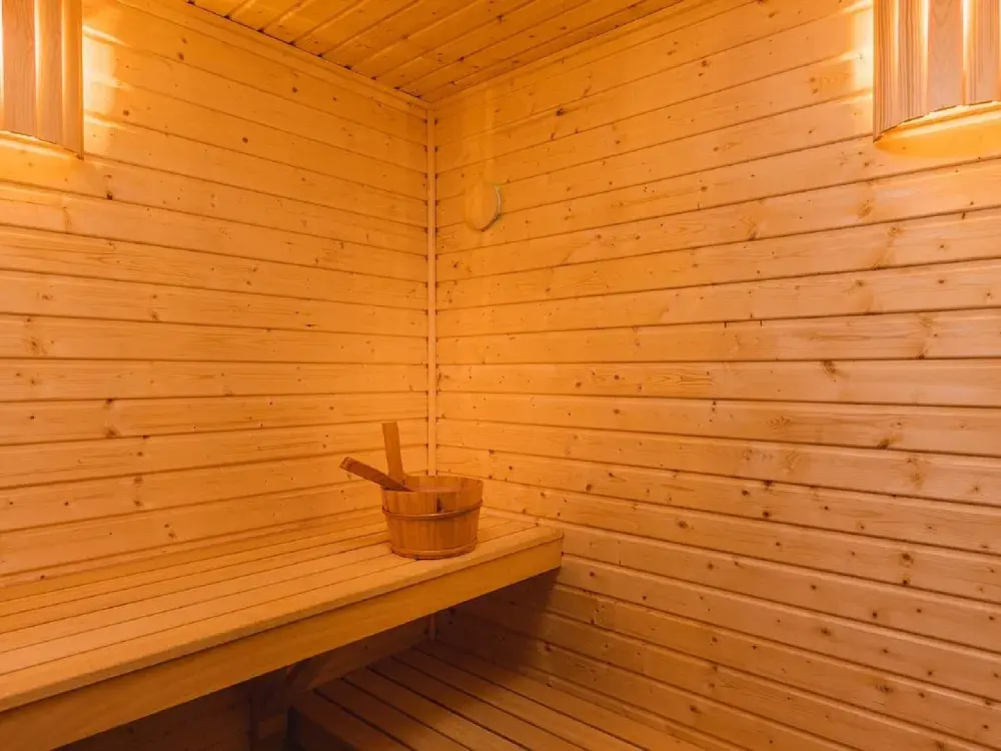 Cozy Chalet With Garden, at the Edge of the Forest