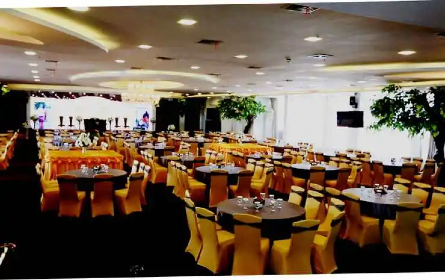 Karebosi Premier Makassar