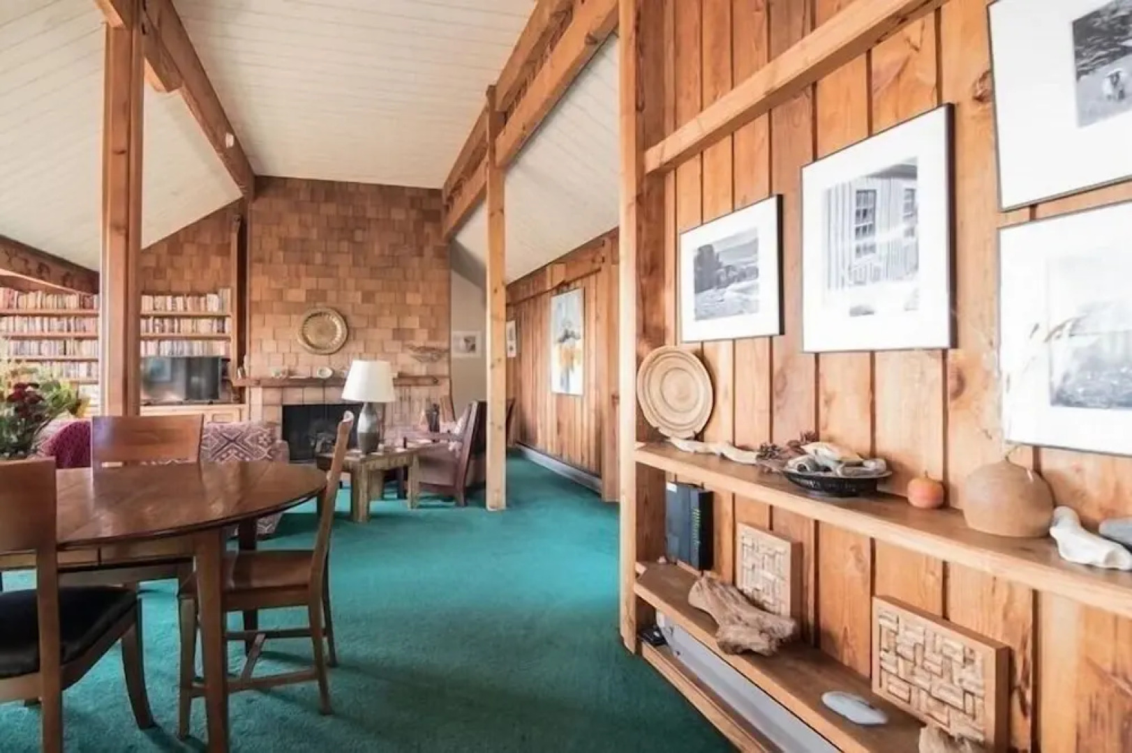 Holmes 3 Br home by RedAwning