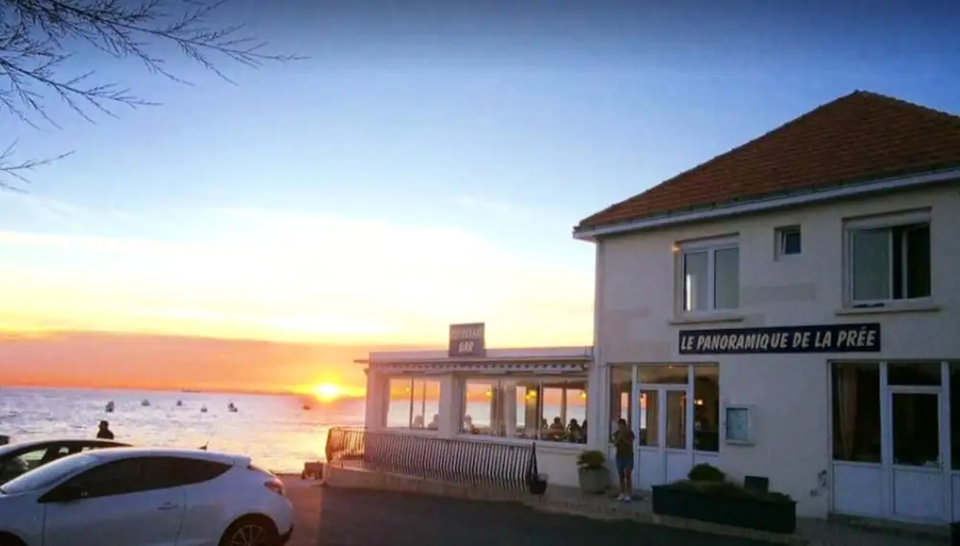 House With 5 Bedrooms in La Plaine-sur-mer, With Wonderful sea View, P