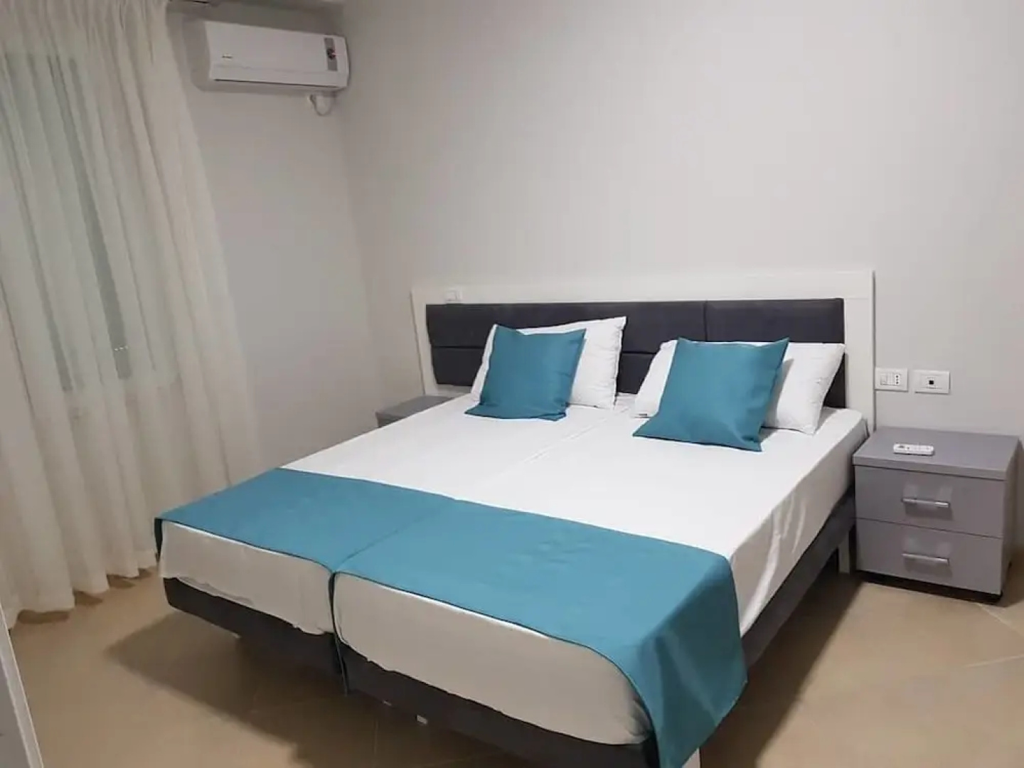 Hotel New York Kamez