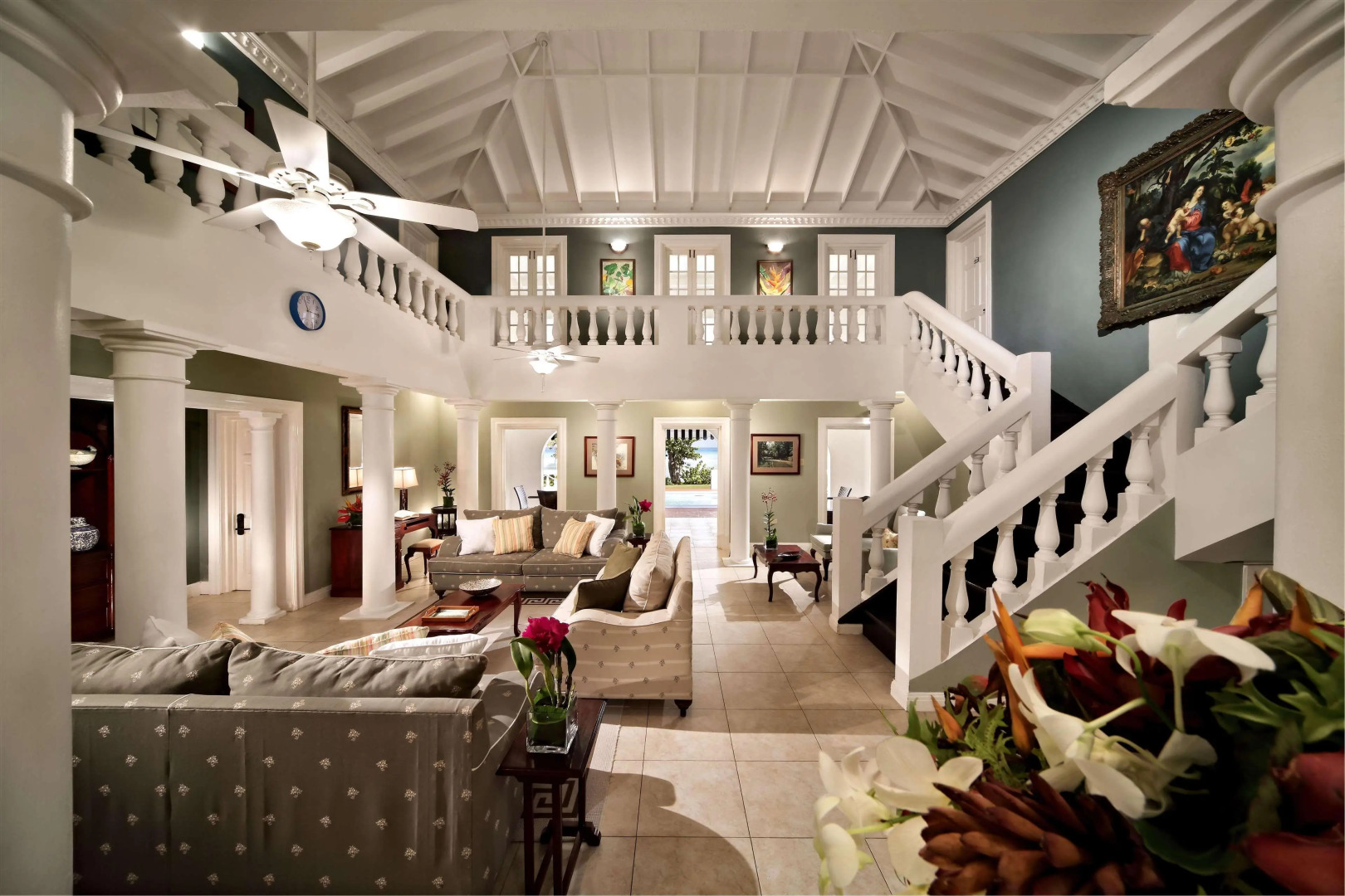 Отель Half Moon