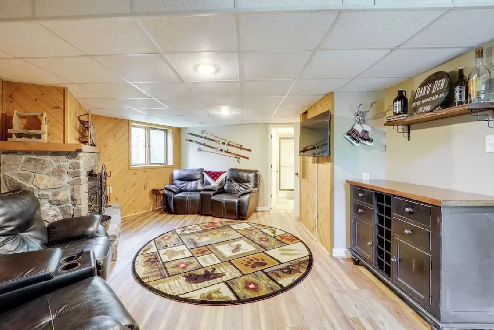 2 Decks, Mountain View: Beech Mountain Cabin!