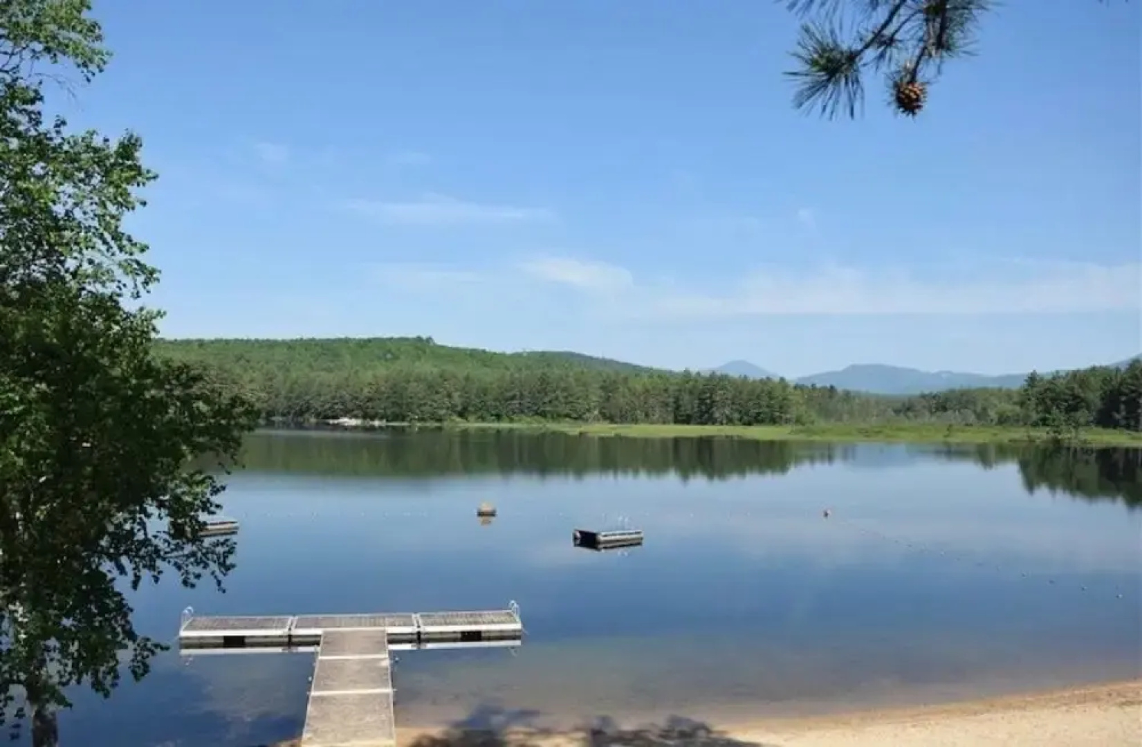 4 Bedroom 1 Bathroom Chocorua Beach