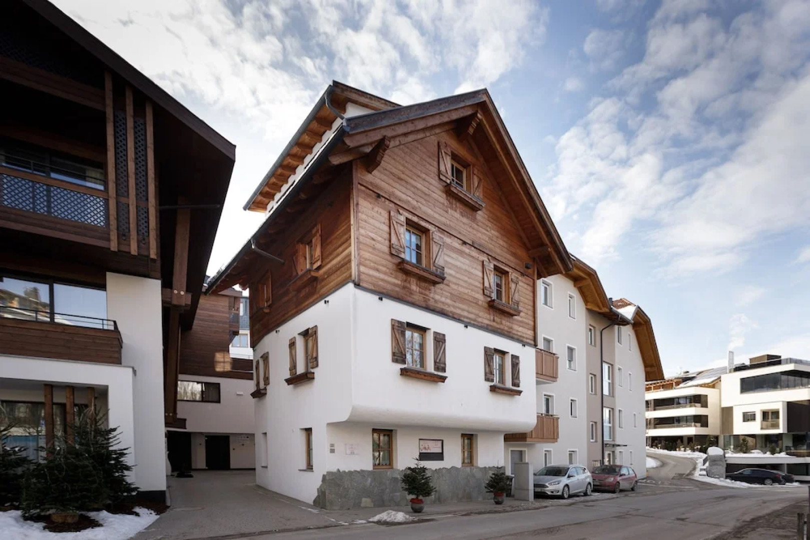 Chalet Tyrolian Apartments - by Familiaris - Pools 500 meters