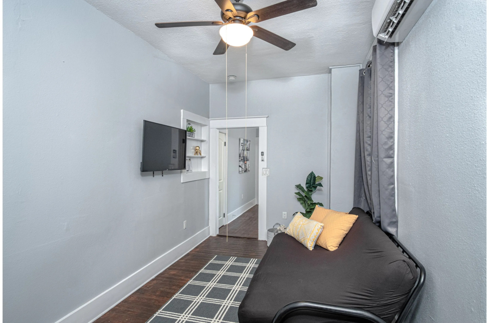 Las Carolinas Cozy #2