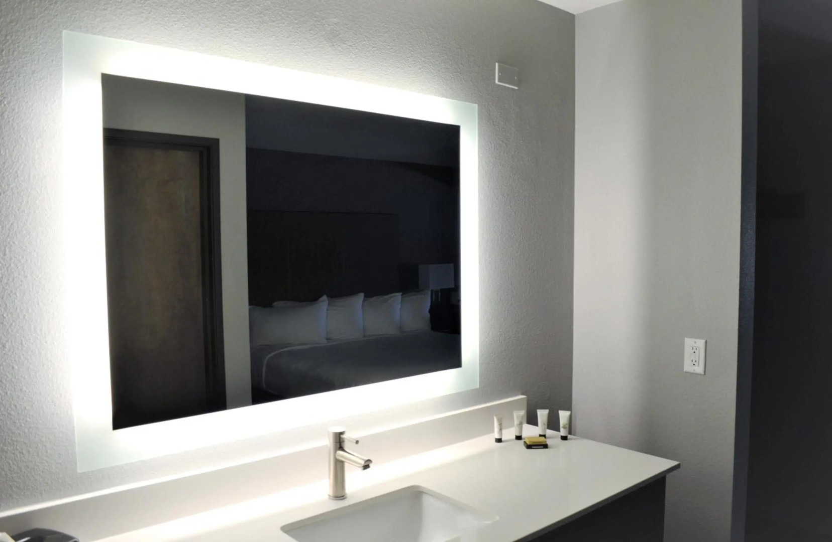 Hotel 28 Boise Airport, an Ascend Collection Hotel