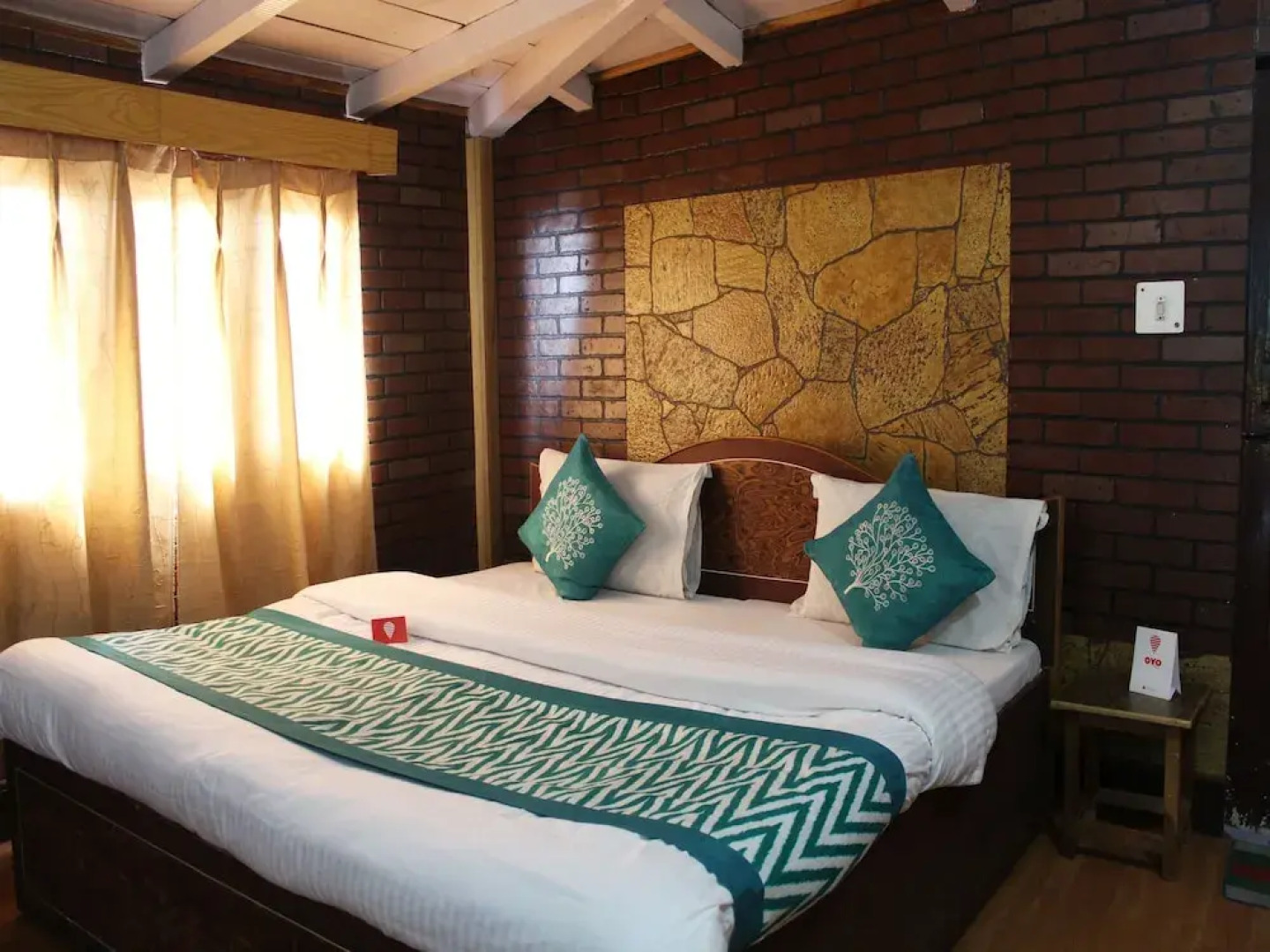 OYO 12782 Hotel Sweet Home