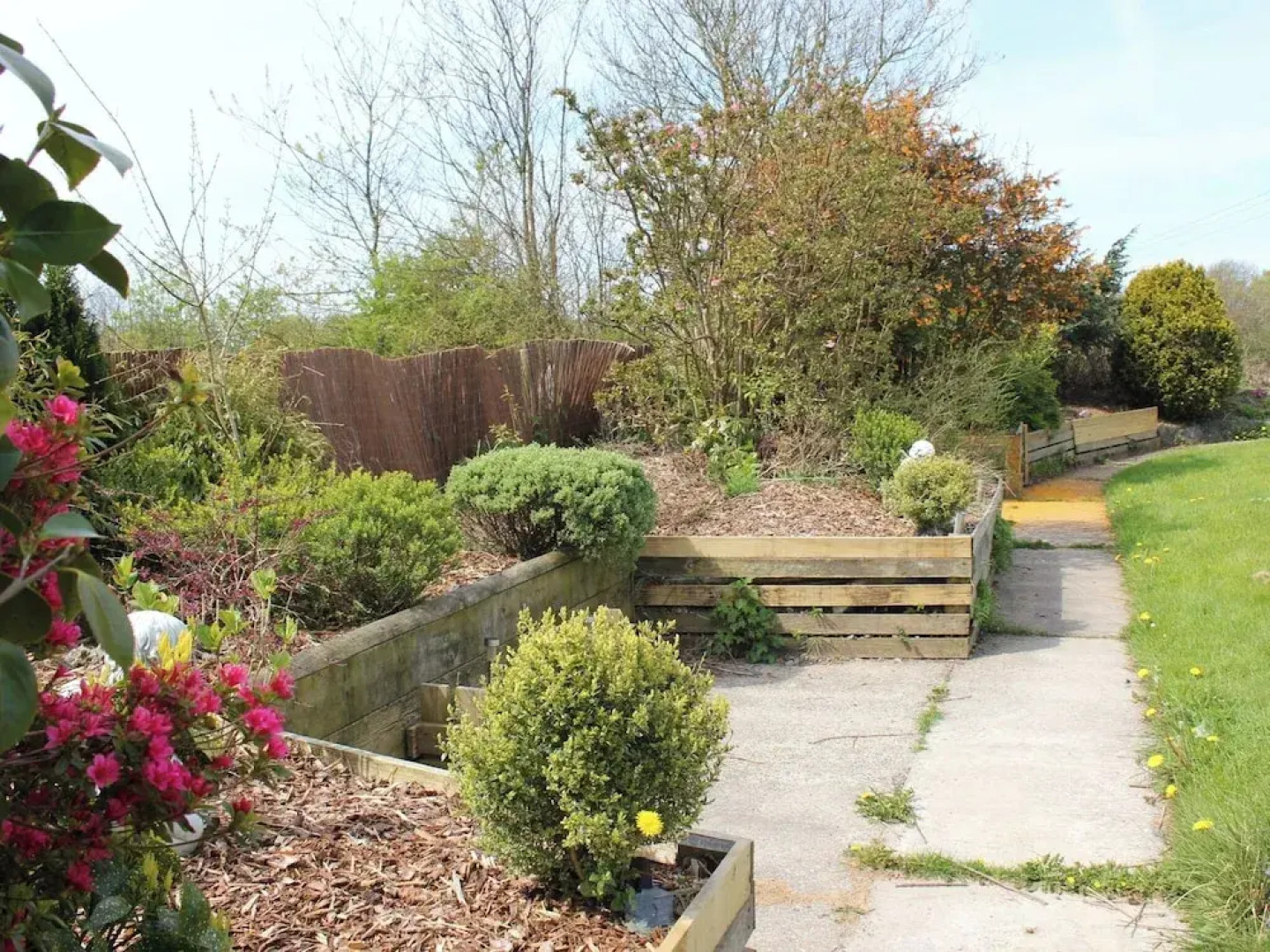 Large Sound Healing Retreat Cottage in West Wales