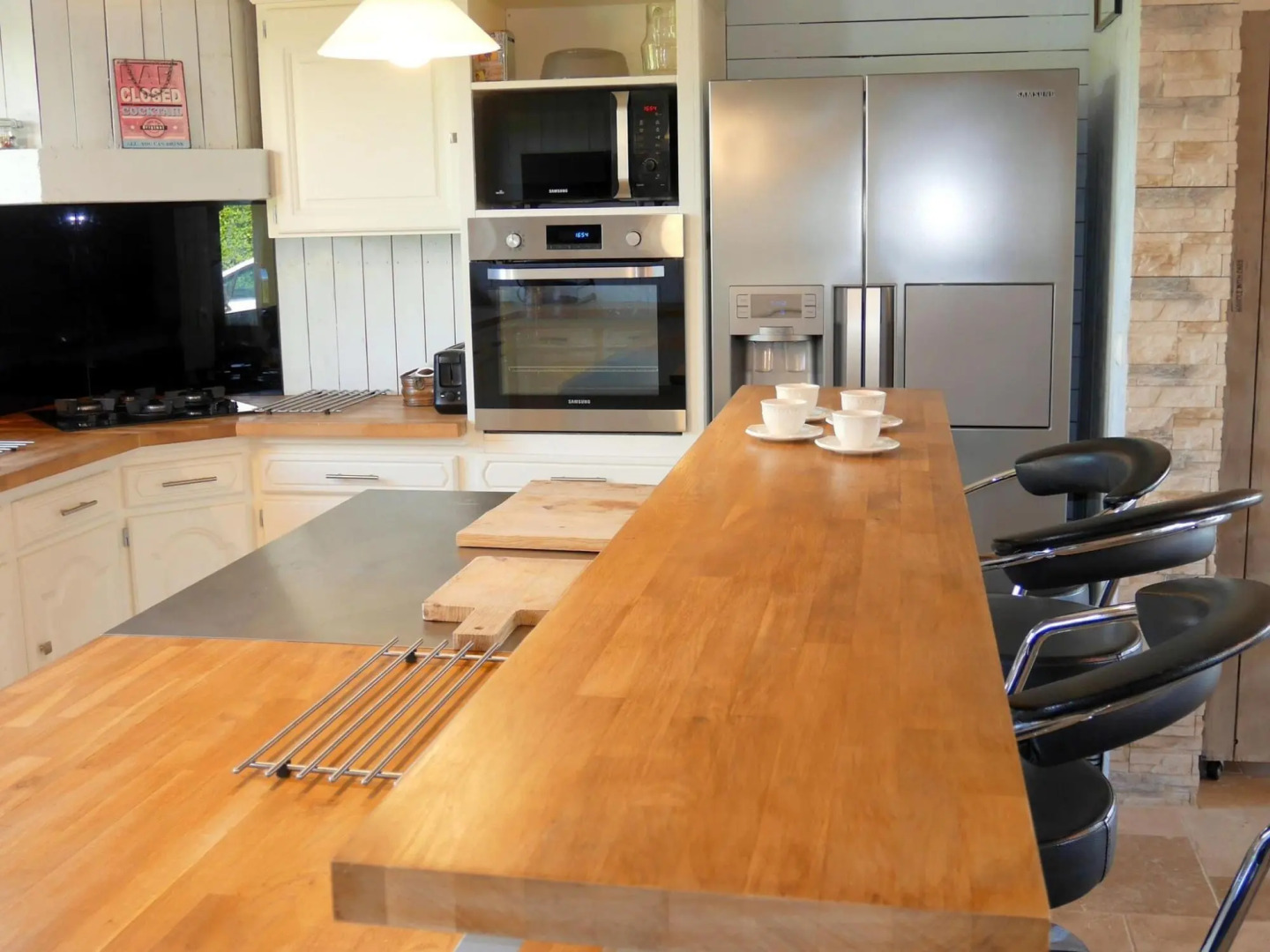 Holiday Home With Jacuzzi, Guisseny