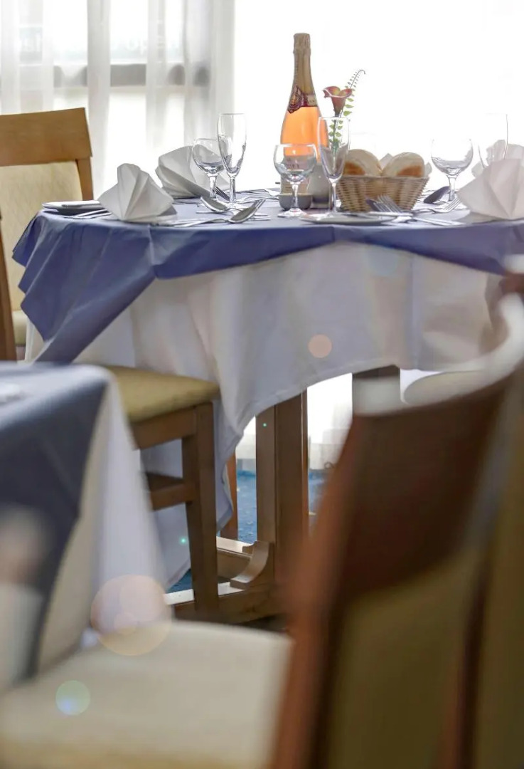 Tiverton Hotel Lounge & Venue